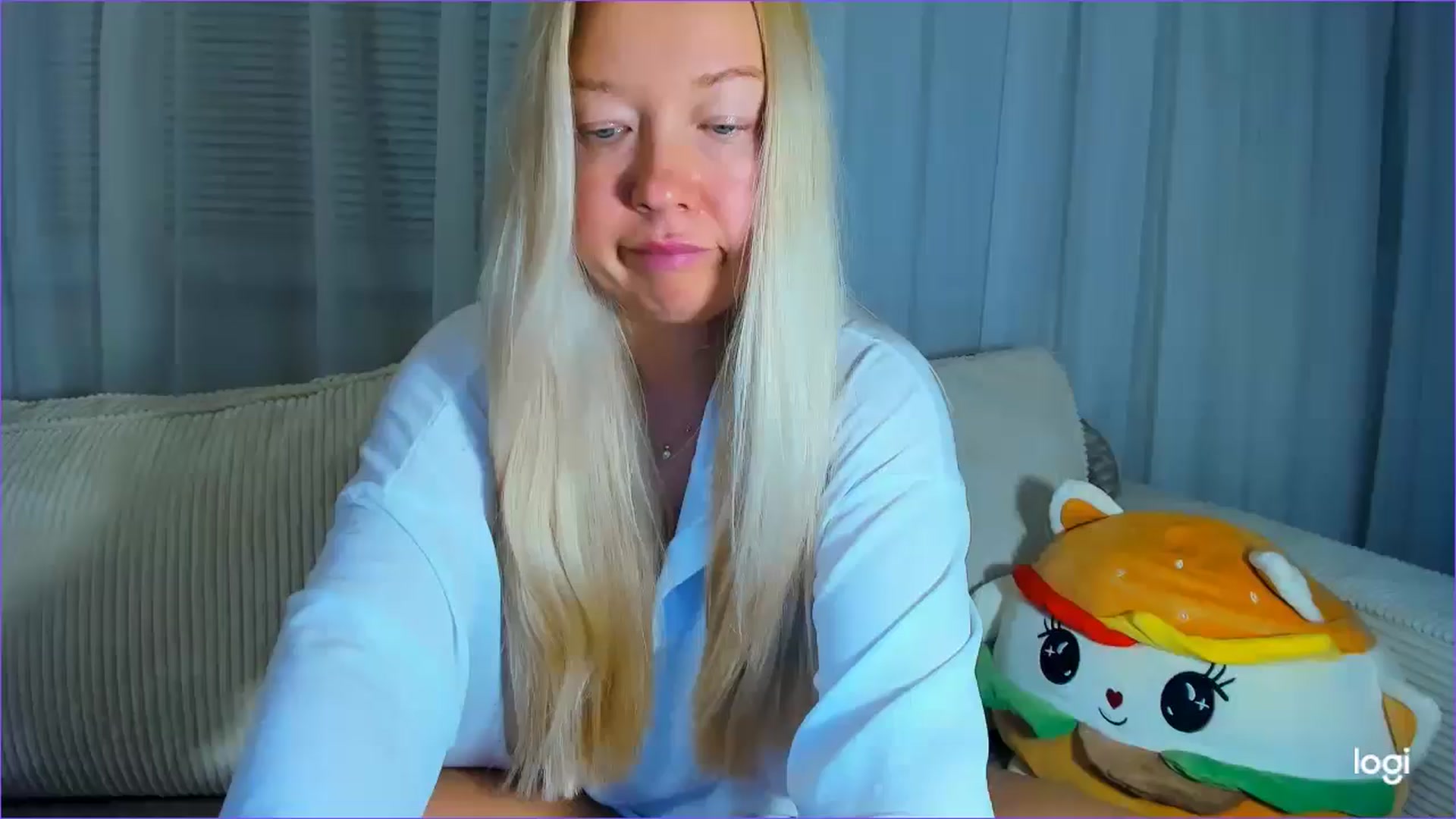 Gallery image thumbnail from FlamingoDream's myfreecams stream on, 08/27/2025, 21:43 image 14 of 20