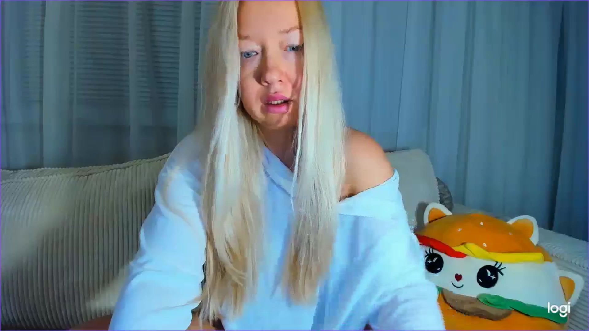 Gallery image thumbnail from FlamingoDream's myfreecams stream on, 08/27/2025, 21:43 image 6 of 20