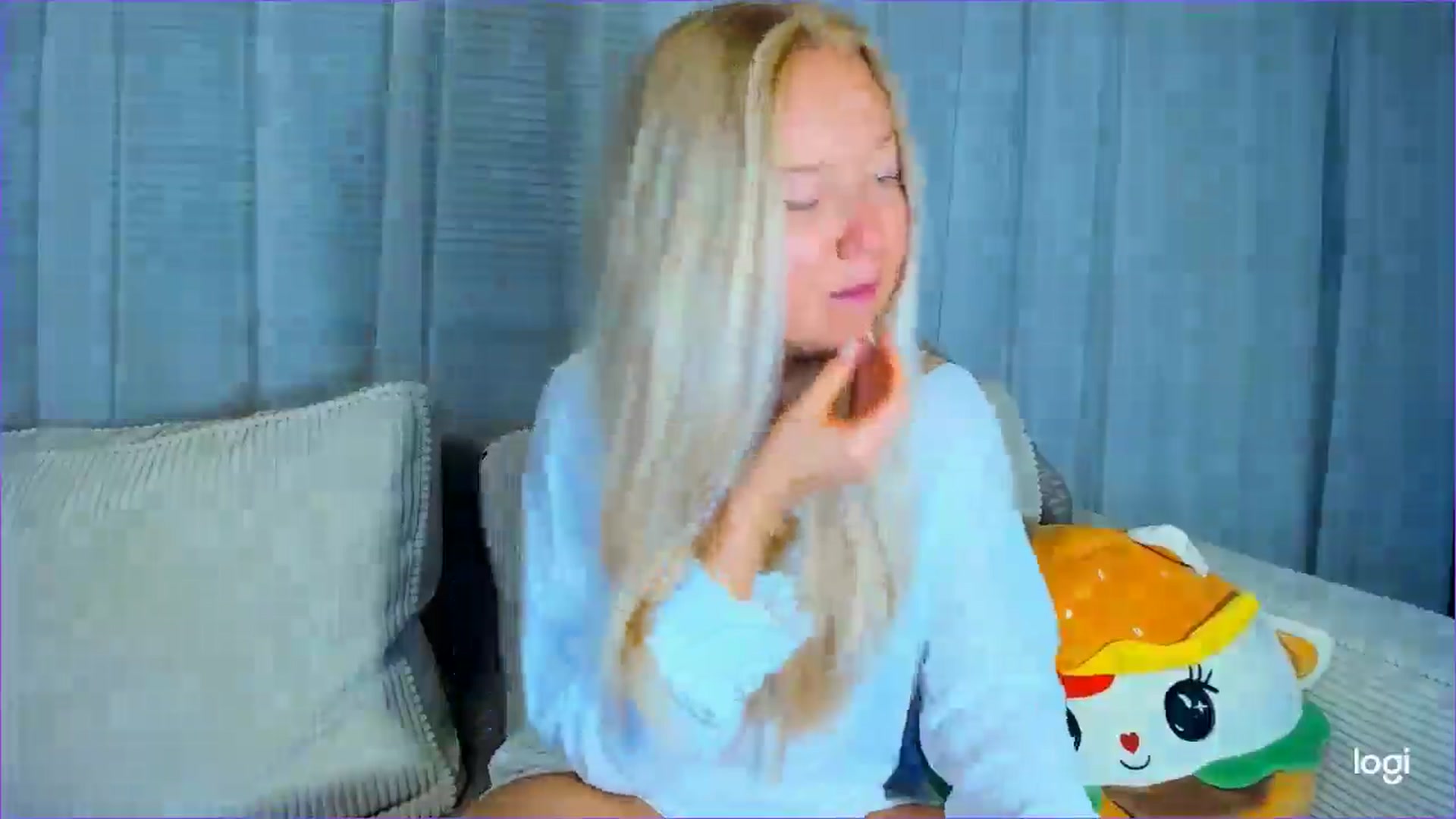 Gallery image thumbnail from FlamingoDream's myfreecams stream on, 08/27/2025, 23:53 image 16 of 20