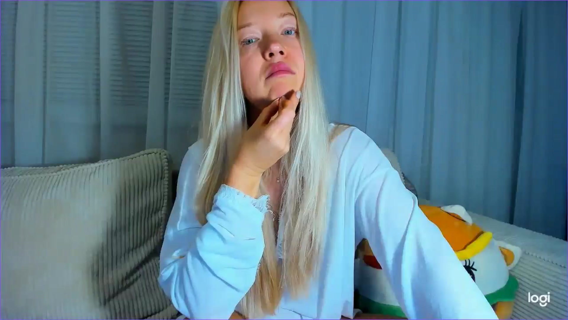 Gallery image thumbnail from FlamingoDream's myfreecams stream on, 08/27/2025, 23:53 image 19 of 20