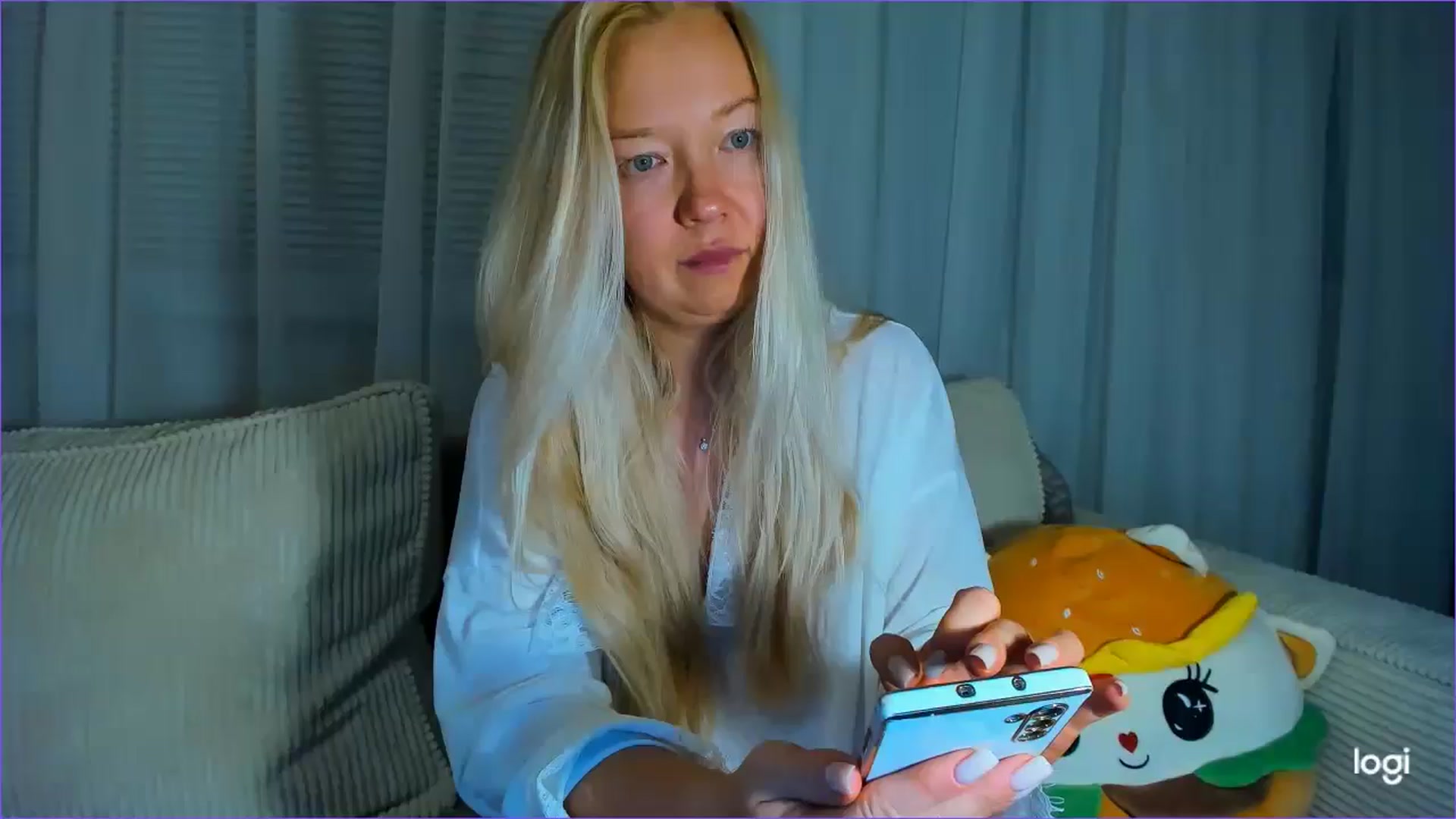 Gallery image thumbnail from FlamingoDream's myfreecams stream on, 08/27/2025, 23:53 image 14 of 20