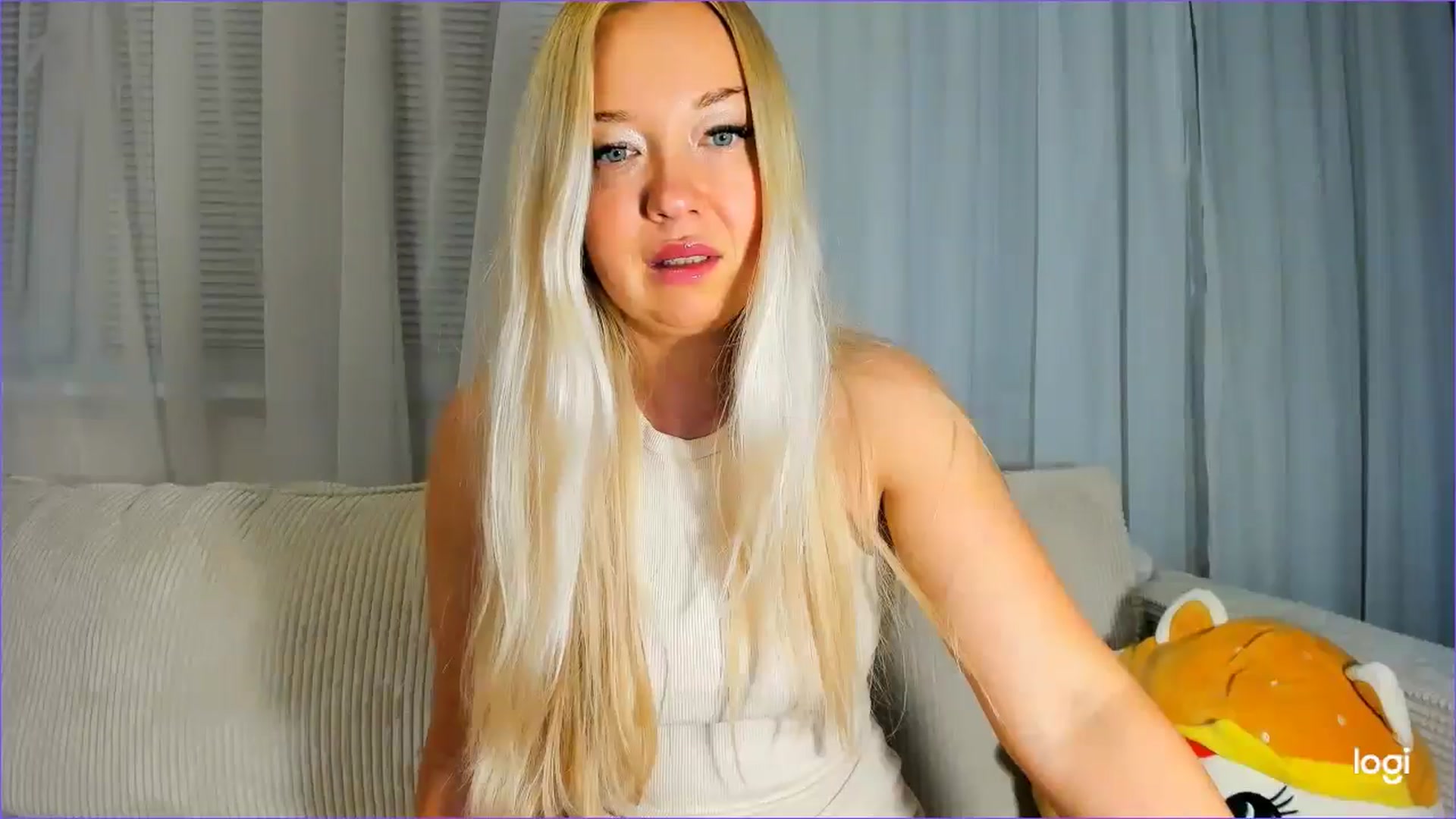 Gallery image thumbnail from FlamingoDream's myfreecams stream on, 09/08/2025, 21:25 image 2 of 20