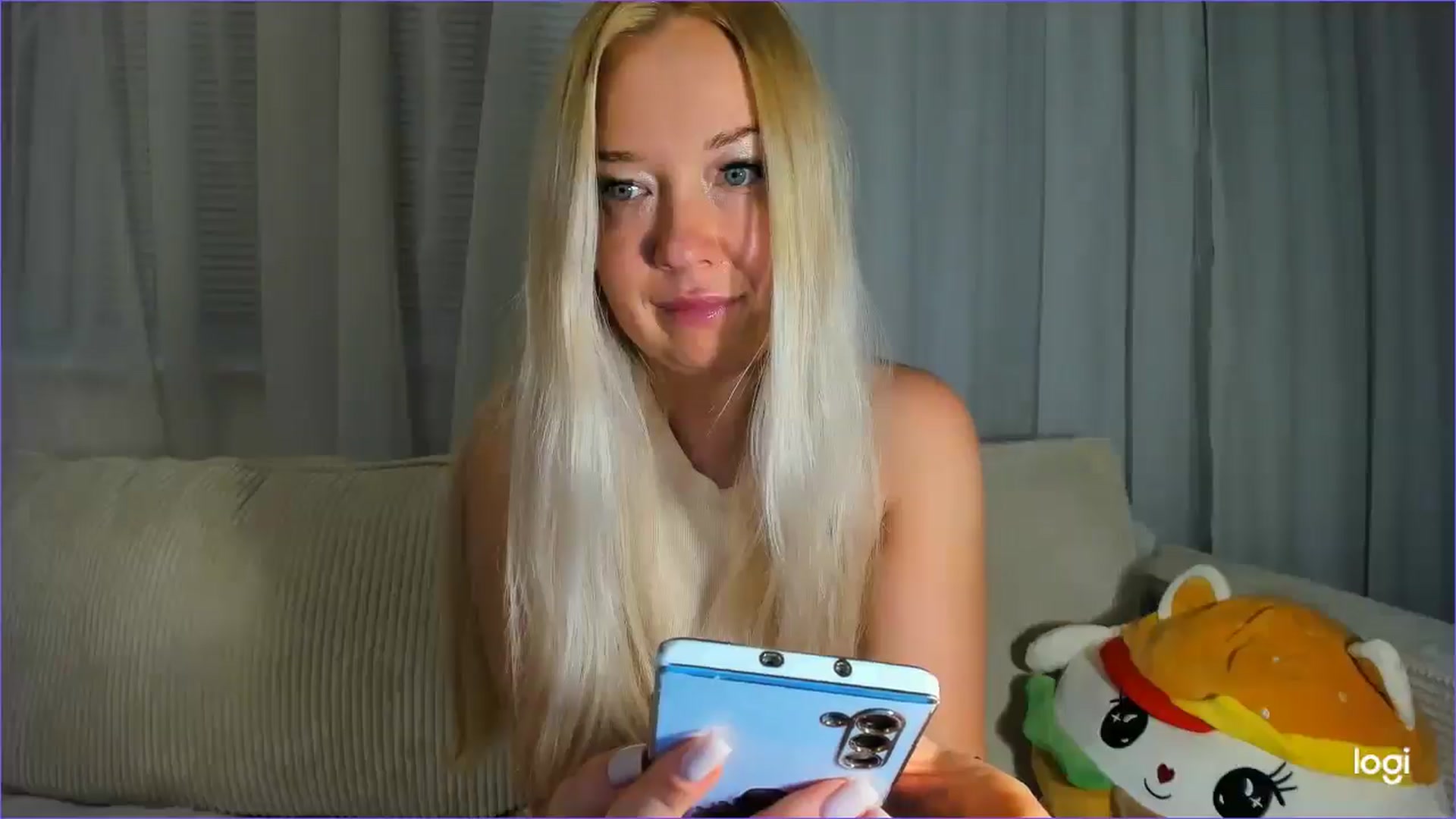Gallery image thumbnail from FlamingoDream's myfreecams stream on, 09/08/2025, 21:25 image 17 of 20