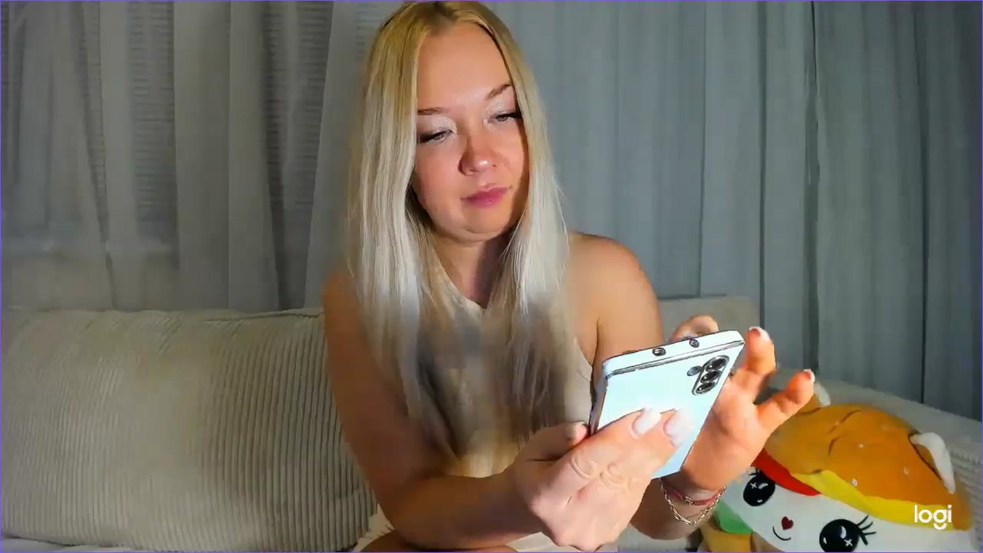 Gallery image thumbnail from FlamingoDream's myfreecams stream on, 09/08/2025, 21:25 image 11 of 20