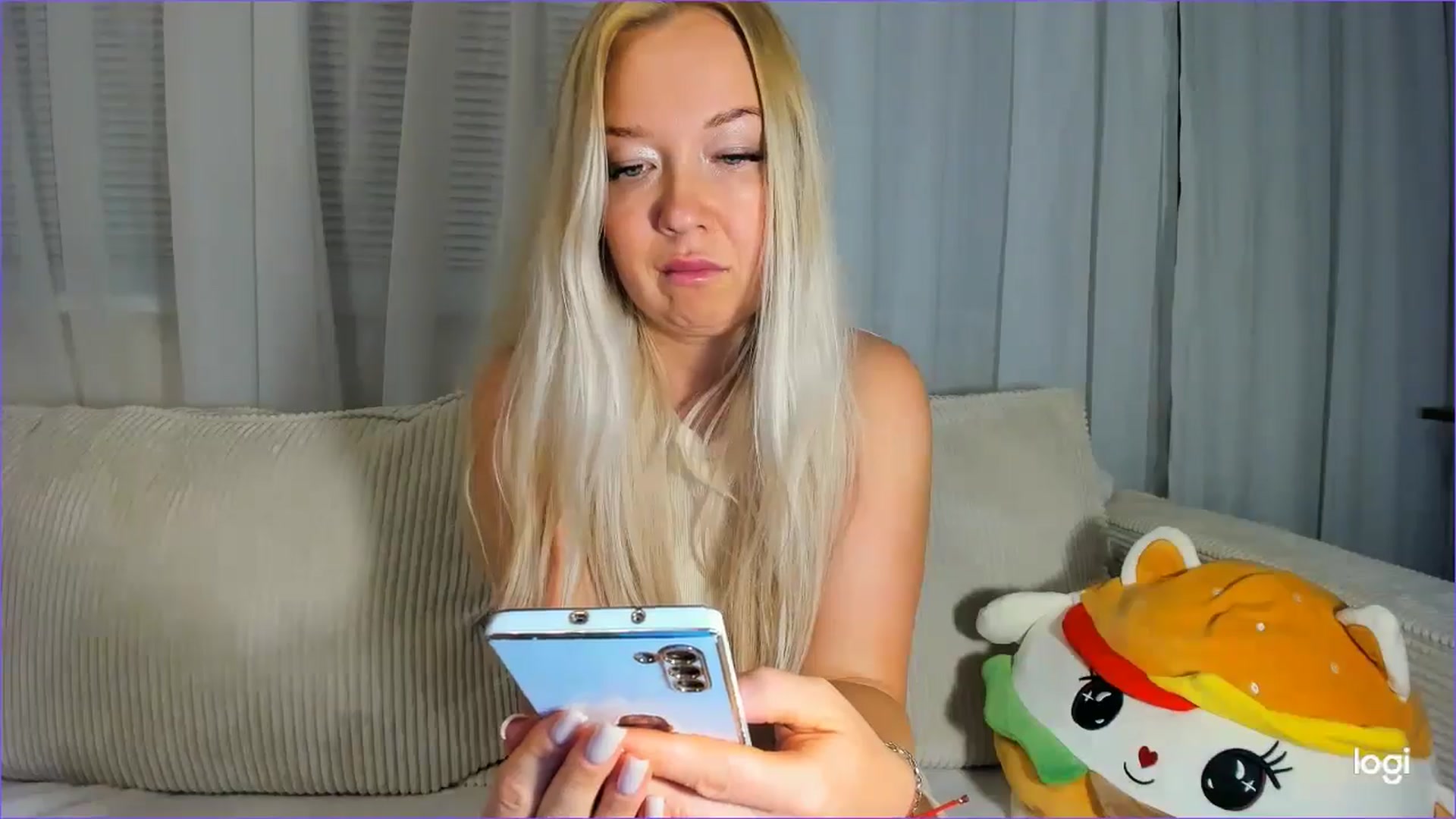 Gallery image thumbnail from FlamingoDream's myfreecams stream on, 09/08/2025, 22:48 image 14 of 20