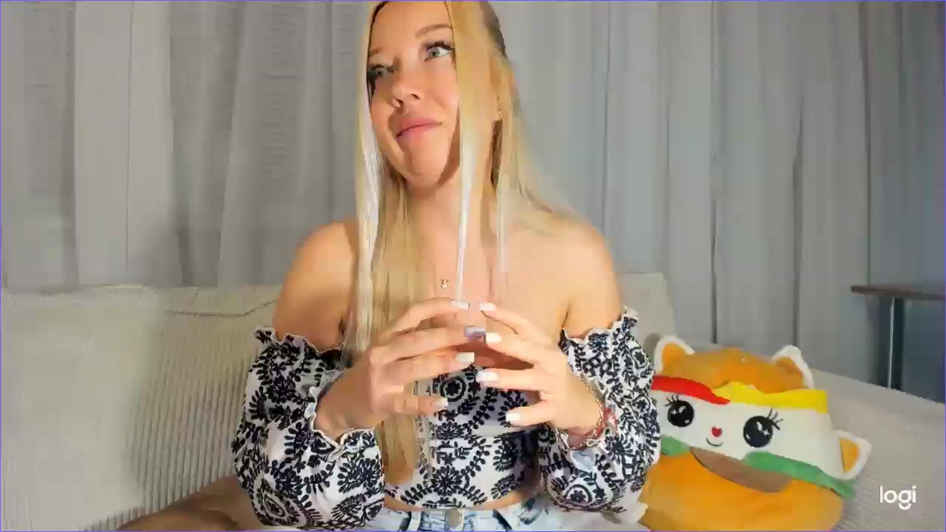 Gallery image thumbnail from FlamingoDream's myfreecams stream on, 09/09/2025, 22:08 image 10 of 20
