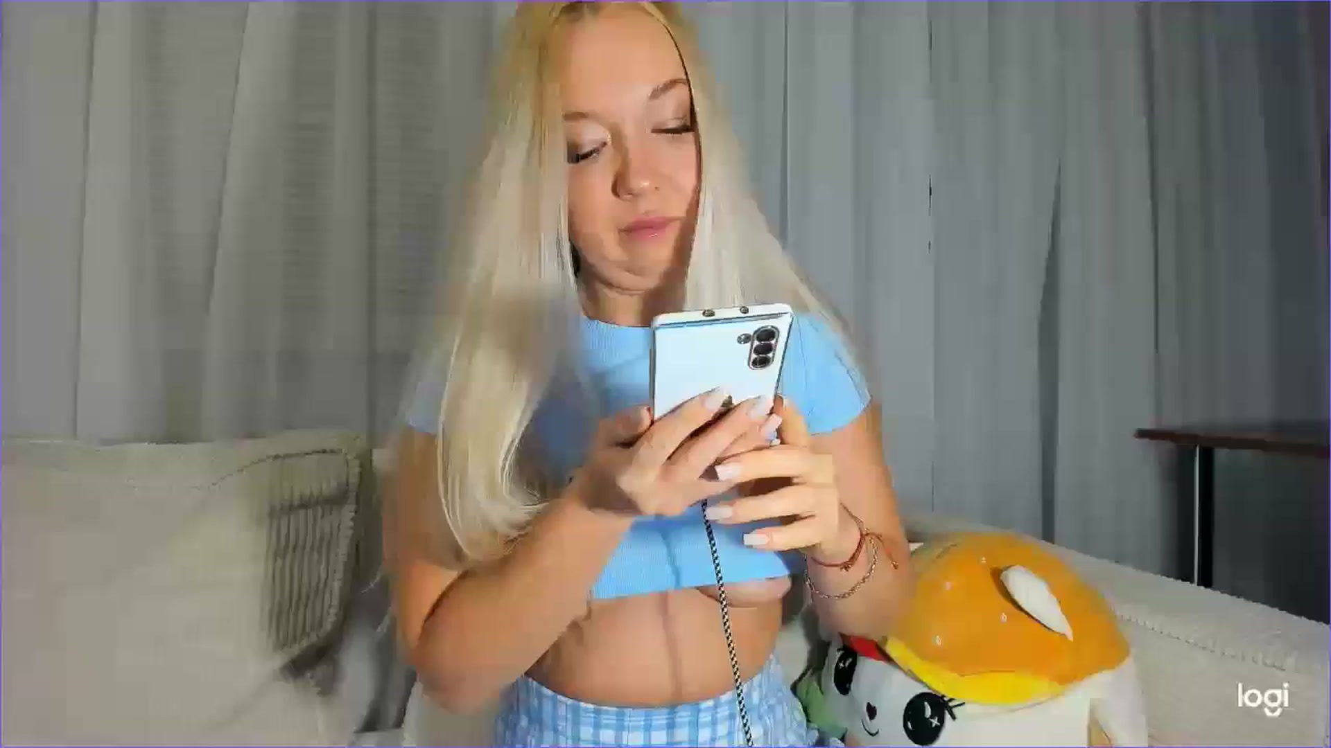 Gallery image thumbnail from FlamingoDream's myfreecams stream on, 09/10/2025, 21:25 image 5 of 20