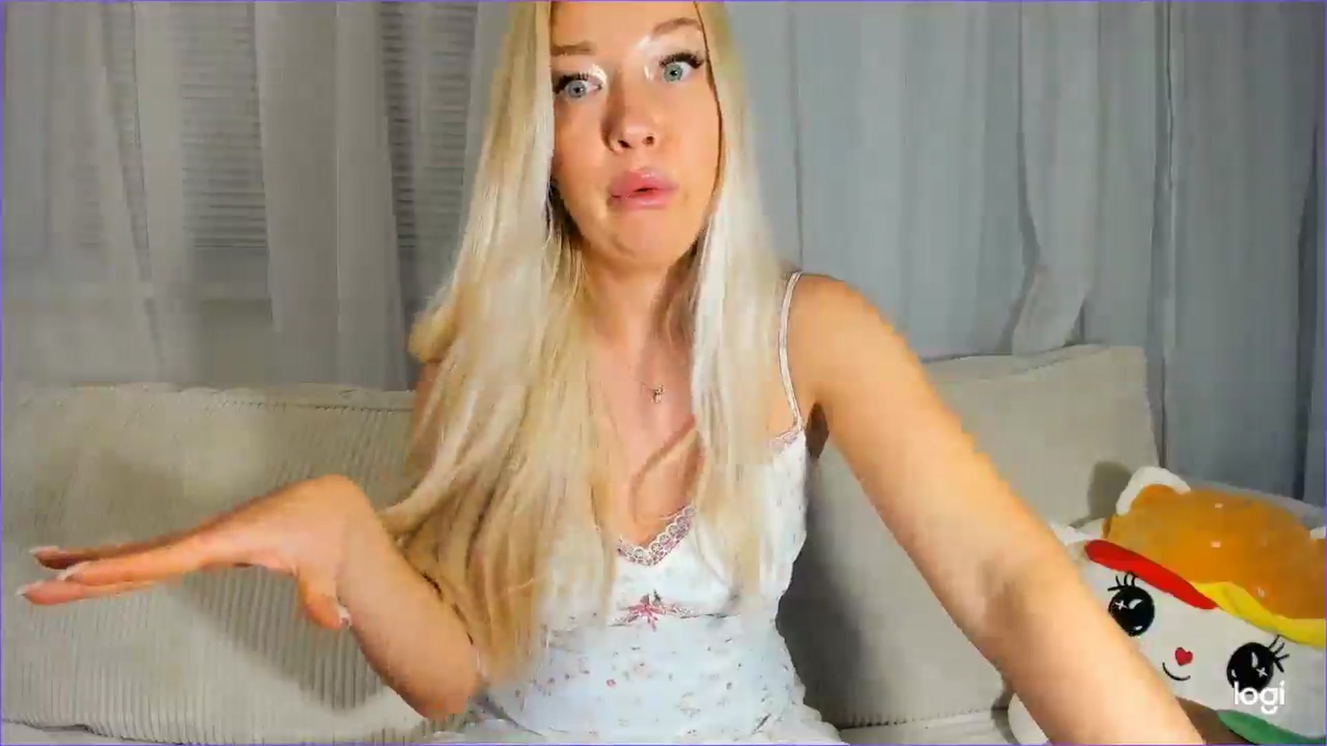 Gallery image thumbnail from FlamingoDream's myfreecams stream on, 09/11/2025, 22:42 image 15 of 20