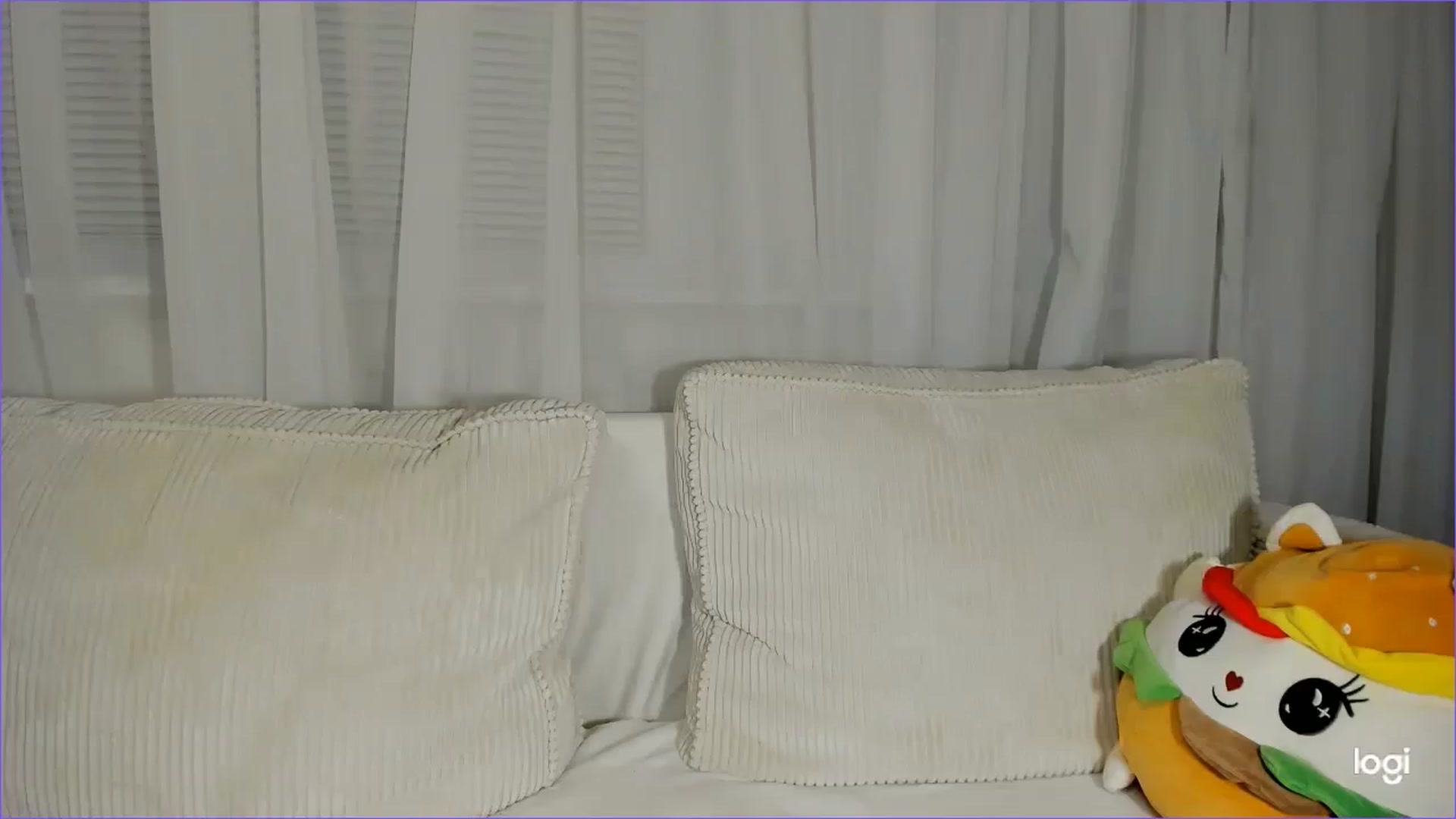 Gallery image thumbnail from FlamingoDream's myfreecams stream on, 09/13/2025, 24:00 image 14 of 20