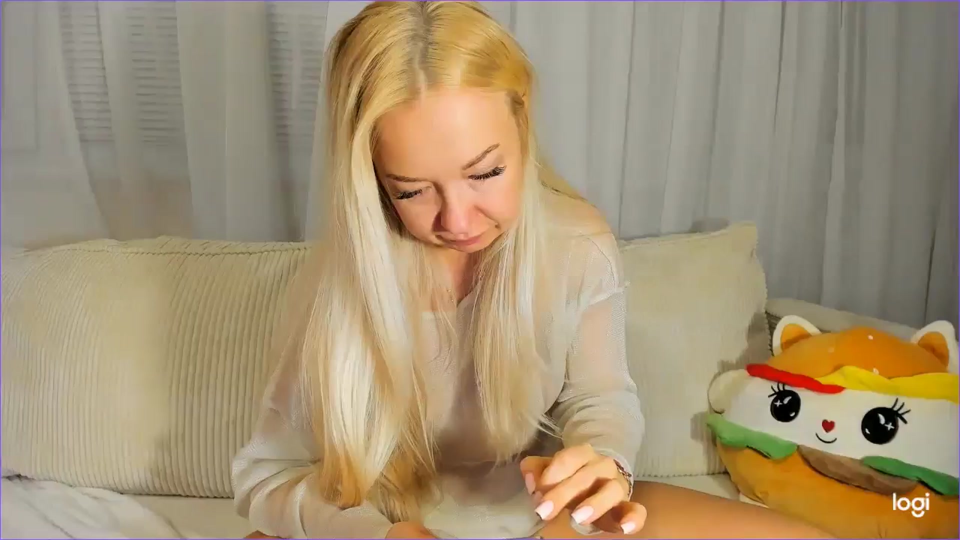 Gallery image thumbnail from FlamingoDream's myfreecams stream on, 09/16/2025, 22:38 image 17 of 20