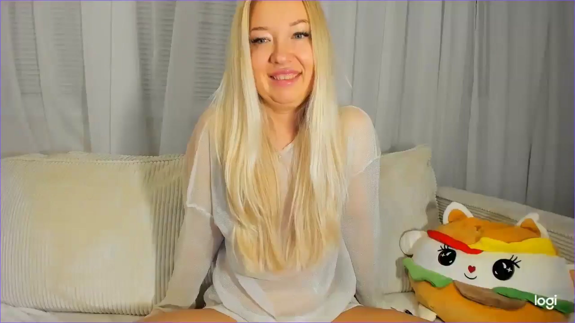 Gallery image thumbnail from FlamingoDream's myfreecams stream on, 09/16/2025, 23:15 image 2 of 20