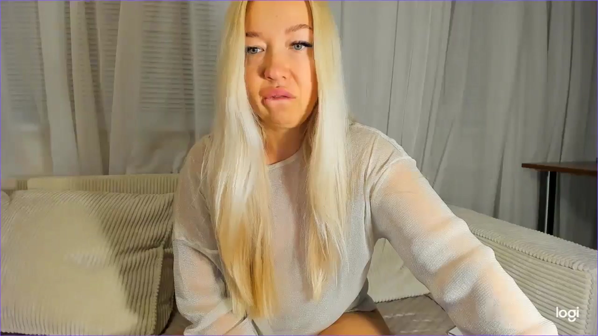 Gallery image thumbnail from FlamingoDream's myfreecams stream on, 10/03/2025, 22:46 image 8 of 20