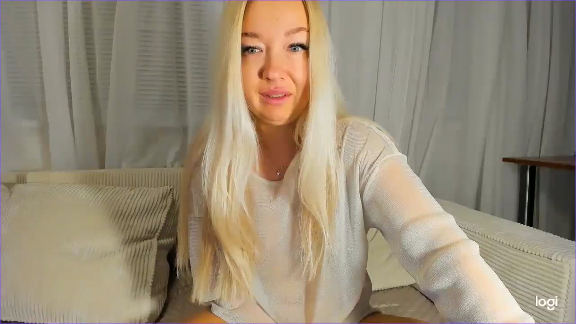 Gallery image thumbnail from FlamingoDream's myfreecams stream on, 10/03/2025, 22:46 image 15 of 20