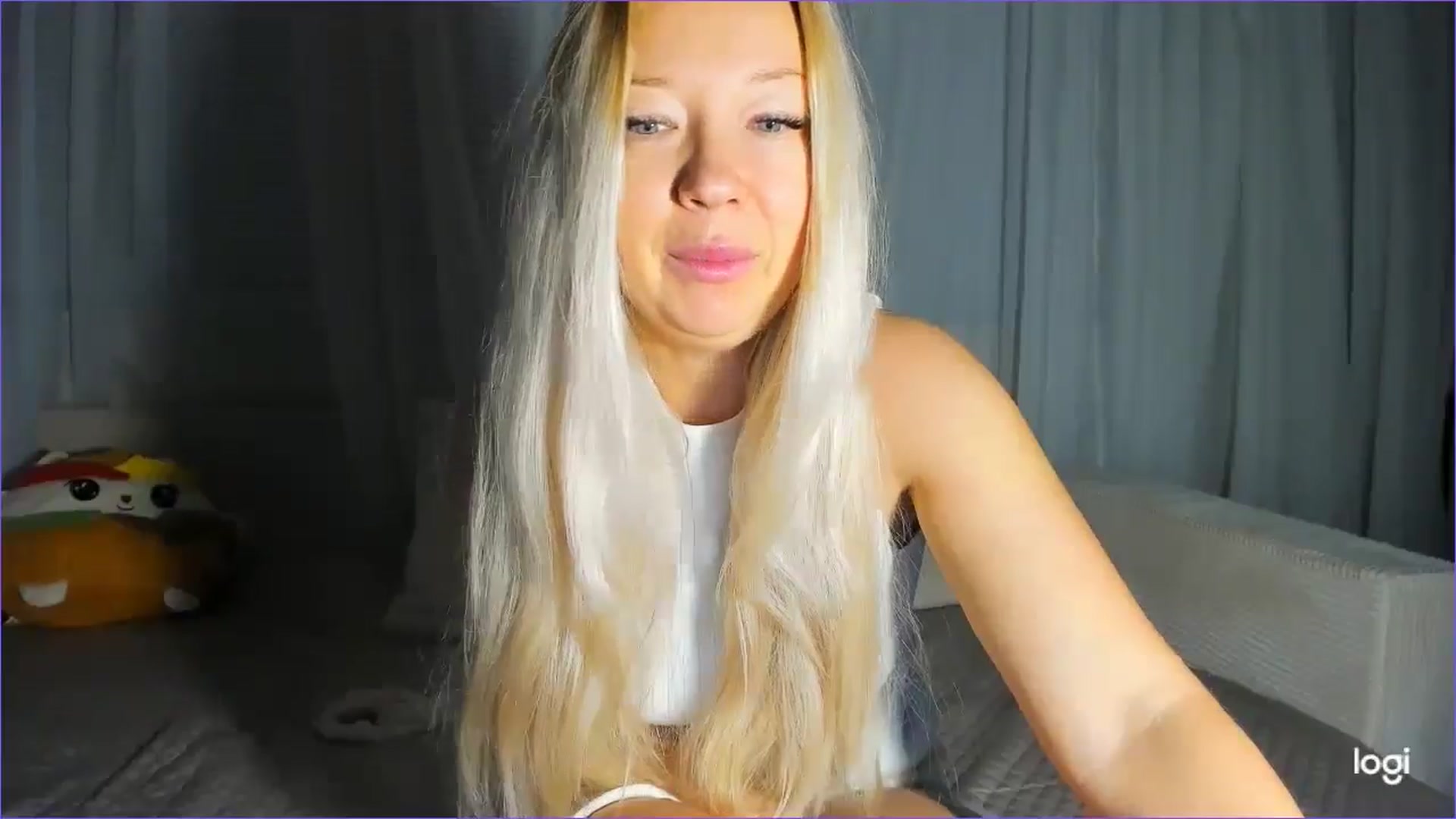 Gallery image thumbnail from FlamingoDream's myfreecams stream on, 10/28/2025, 04:20 image 10 of 20