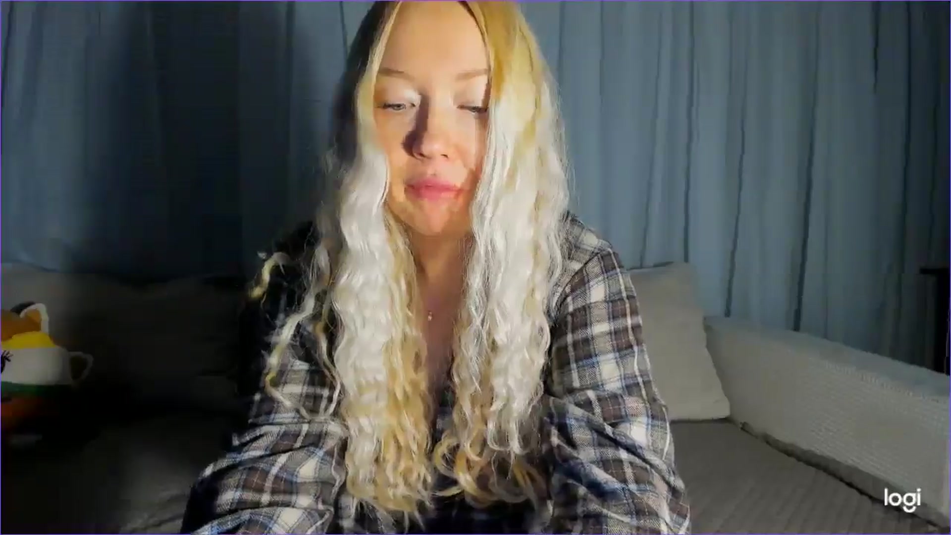 Gallery image thumbnail from FlamingoDream's myfreecams stream on, 11/11/2025, 01:23 image 8 of 20
