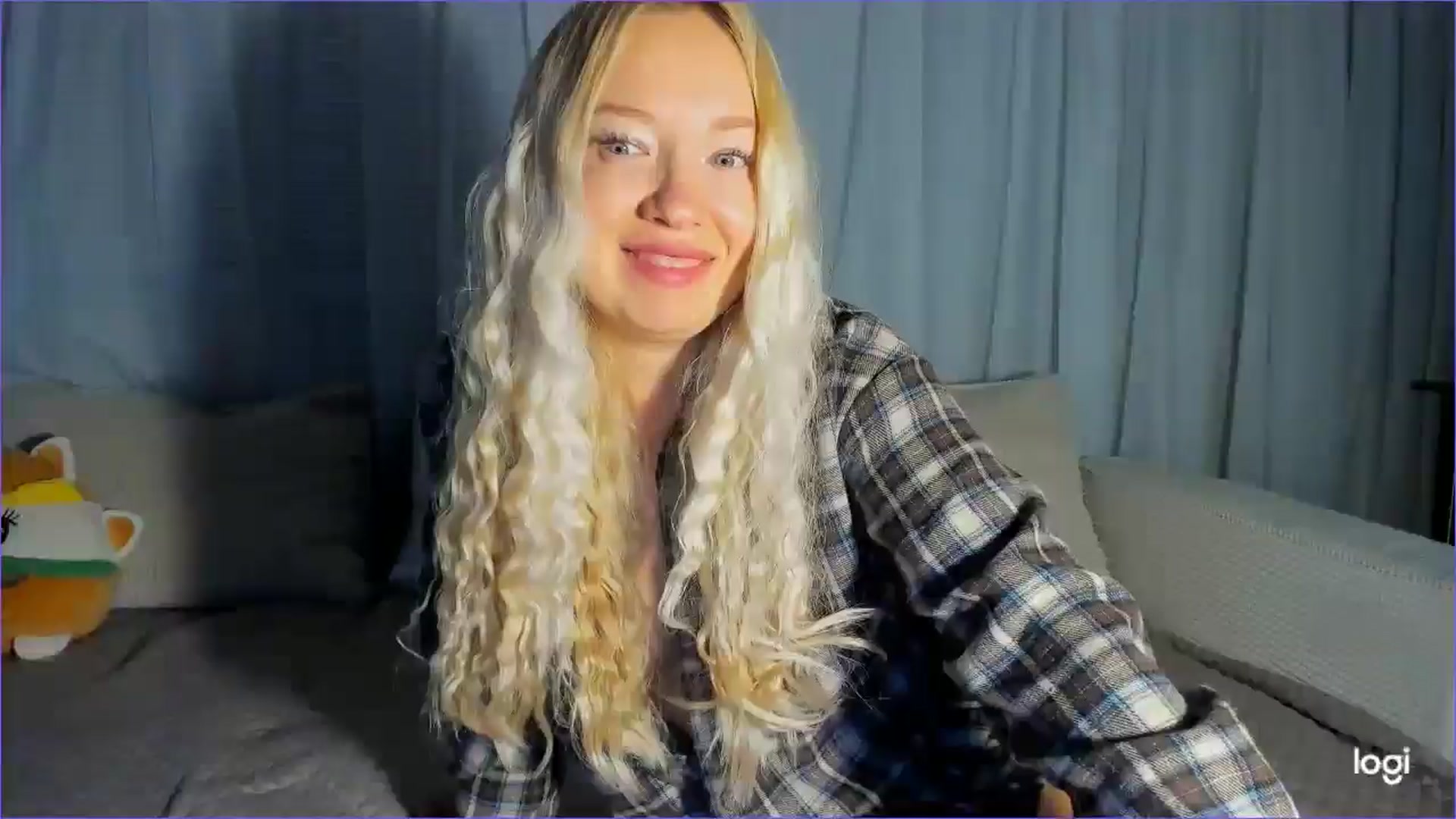 Gallery image thumbnail from FlamingoDream's myfreecams stream on, 11/11/2025, 01:23 image 20 of 20