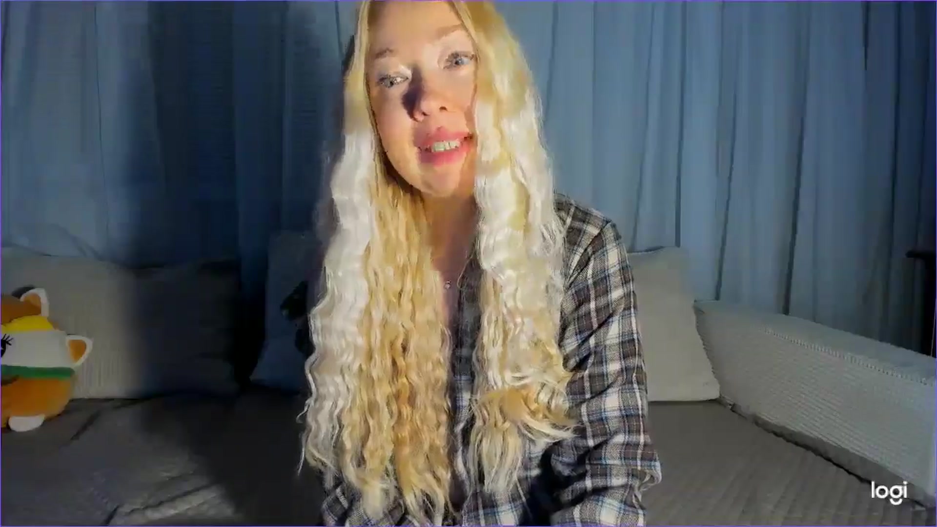 Gallery image thumbnail from FlamingoDream's myfreecams stream on, 11/11/2025, 01:23 image 16 of 20