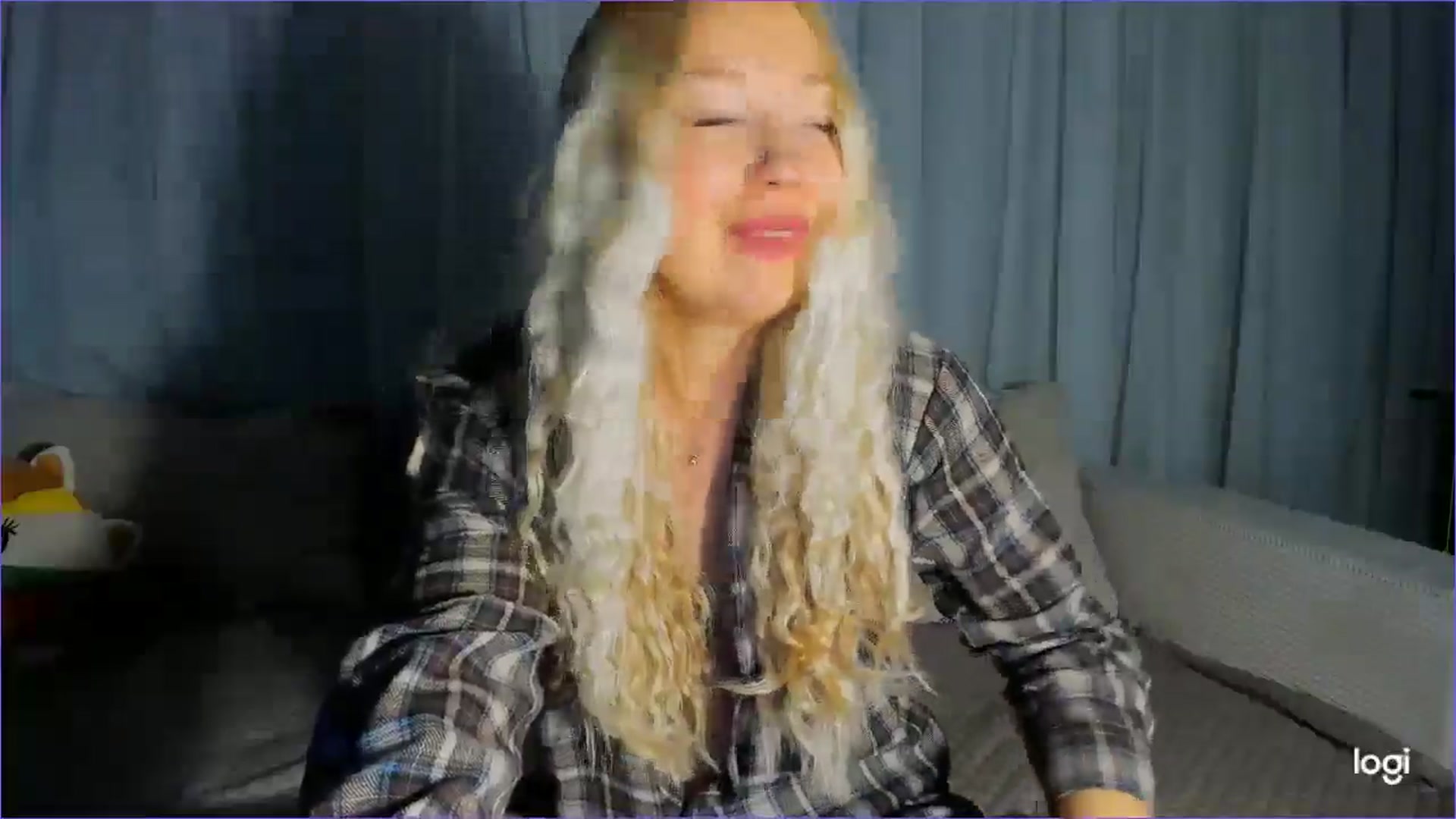 Gallery image thumbnail from FlamingoDream's myfreecams stream on, 11/11/2025, 01:23 image 9 of 20