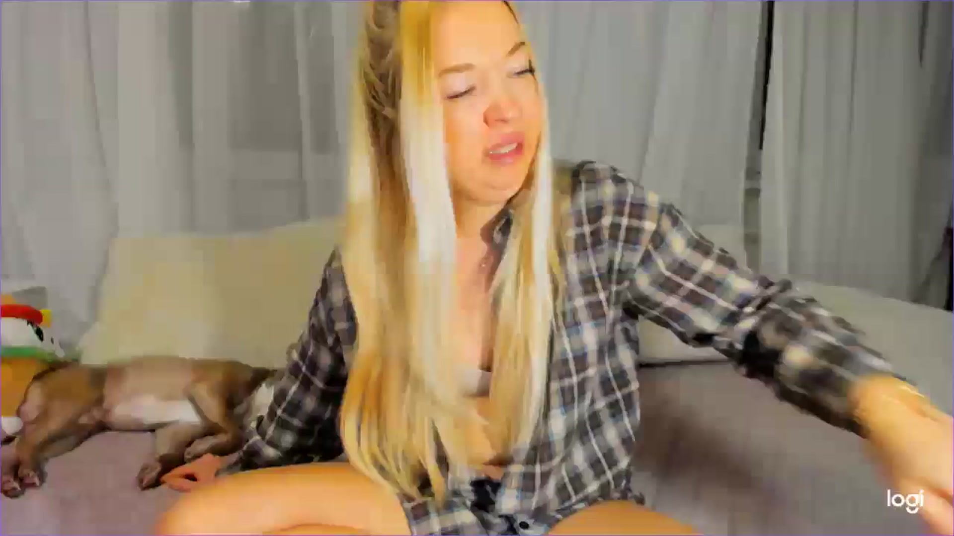 Gallery image thumbnail from FlamingoDream's myfreecams stream on, 11/22/2025, 24:17 image 19 of 20