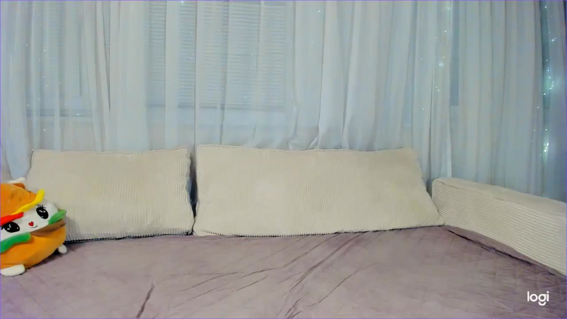 Gallery image thumbnail from FlamingoDream's myfreecams stream on, 12/03/2025, 01:24 image 7 of 20