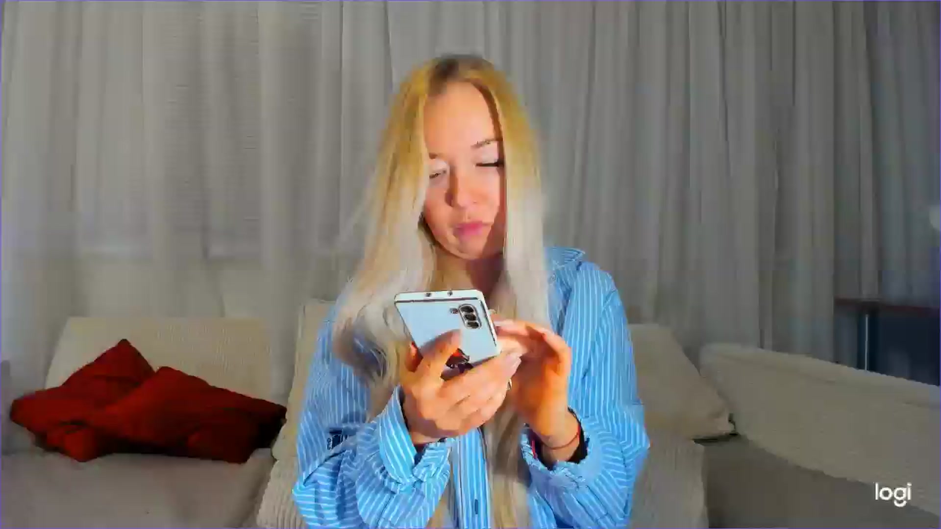 Gallery image thumbnail from FlamingoDream's myfreecams stream on, 04/07/2026, 02:13 image 14 of 20