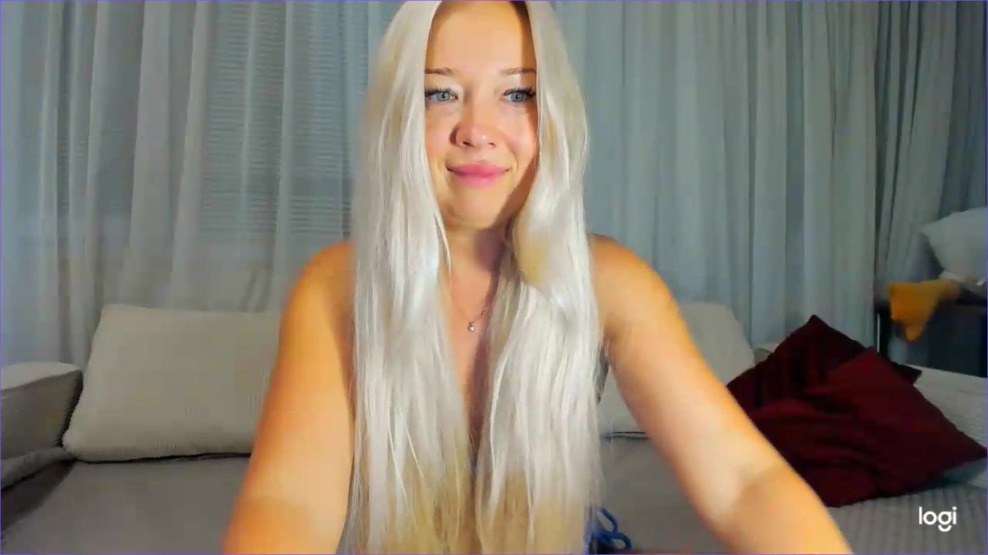 Gallery image thumbnail from FlamingoDream's myfreecams stream on, 08/11/2026, 24:01 image 14 of 20