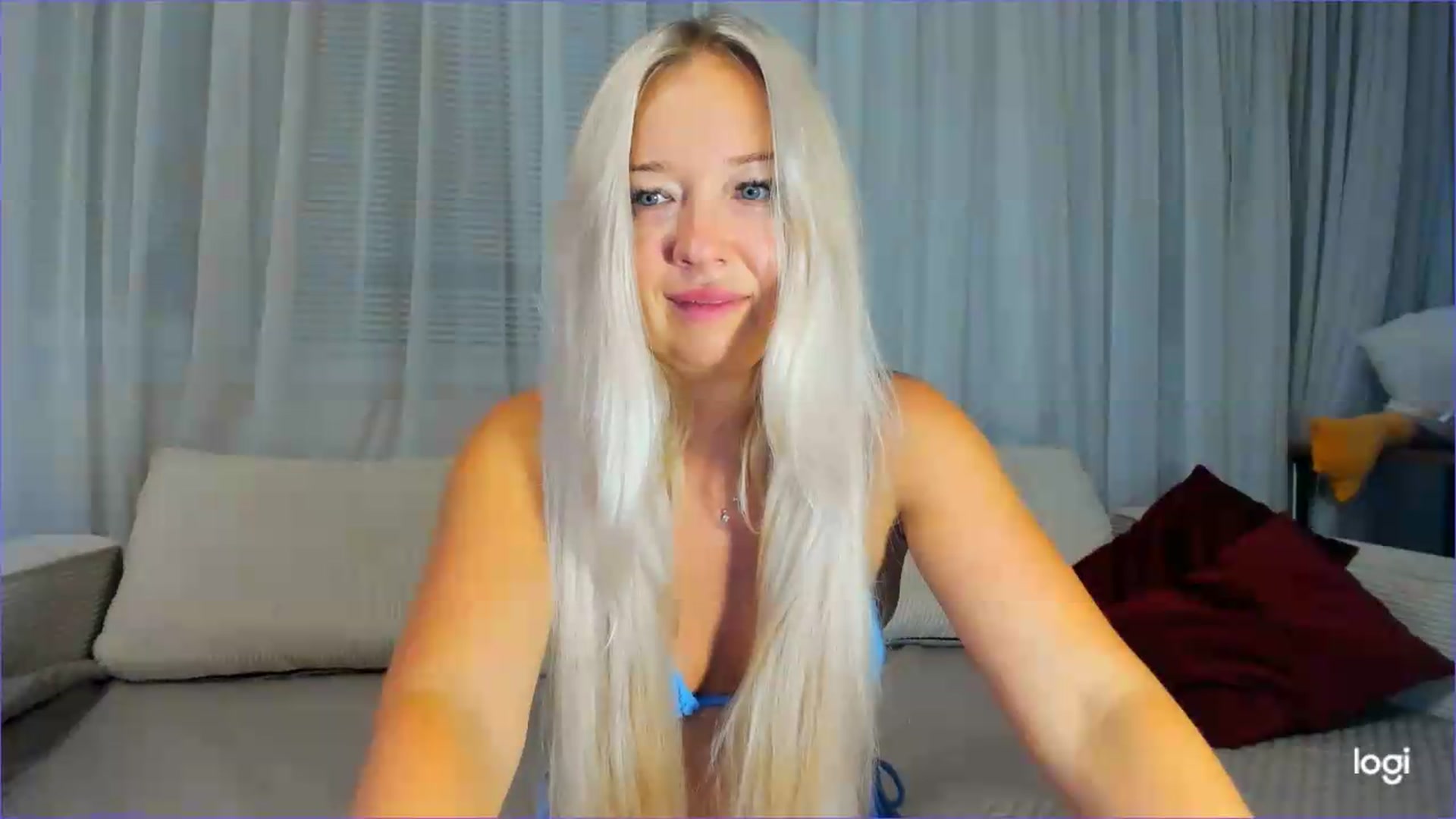 Gallery image thumbnail from FlamingoDream's myfreecams stream on, 08/11/2026, 24:01 image 9 of 20