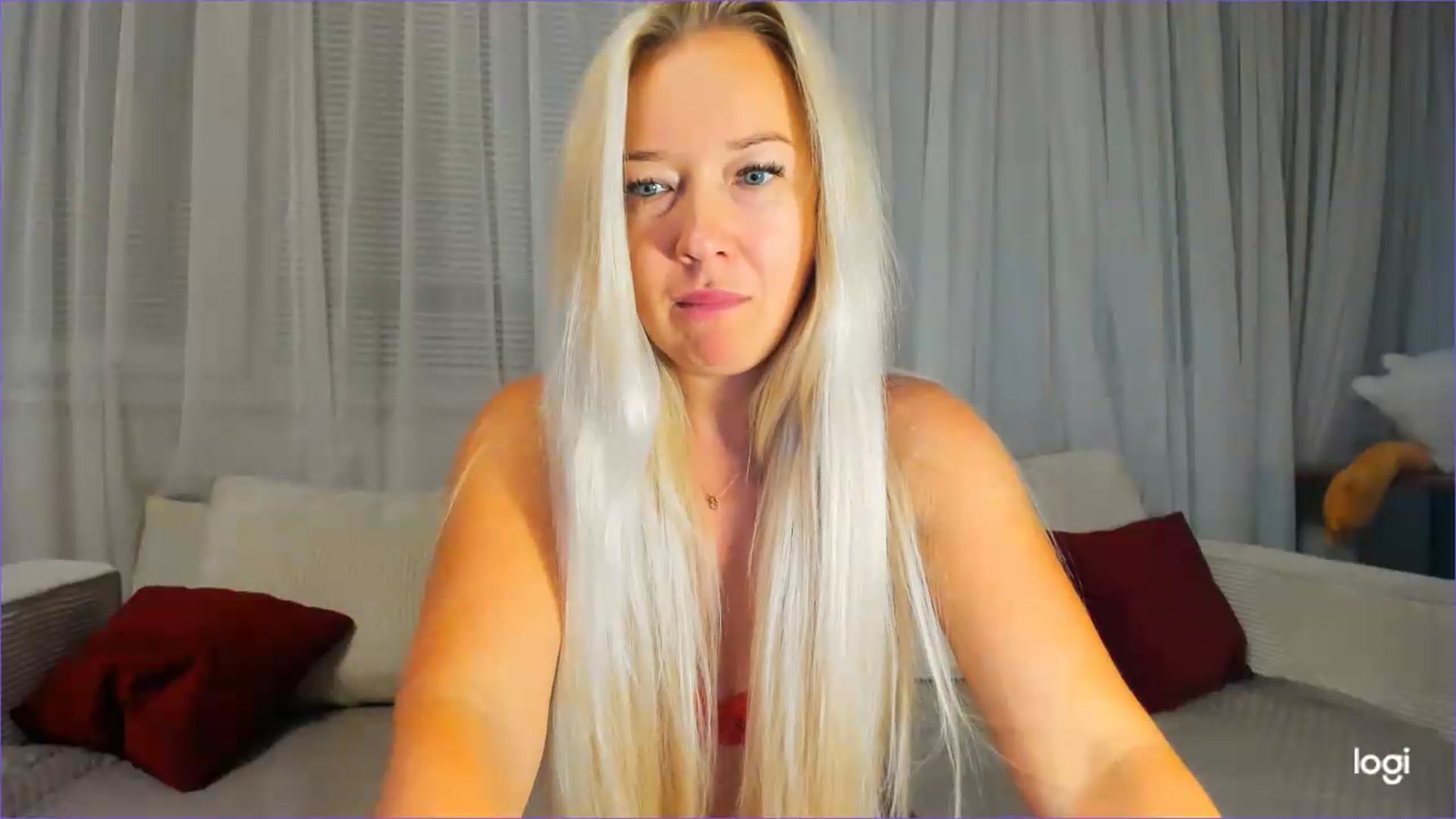 Gallery image thumbnail from FlamingoDream's myfreecams stream on, 08/13/2026, 01:07 image 17 of 20