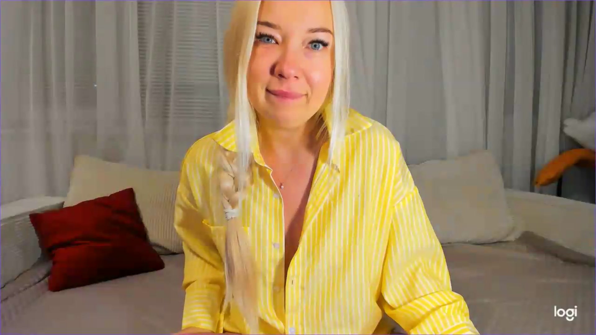 Gallery image thumbnail from FlamingoDream's myfreecams stream on, 08/18/2026, 21:30 image 12 of 20
