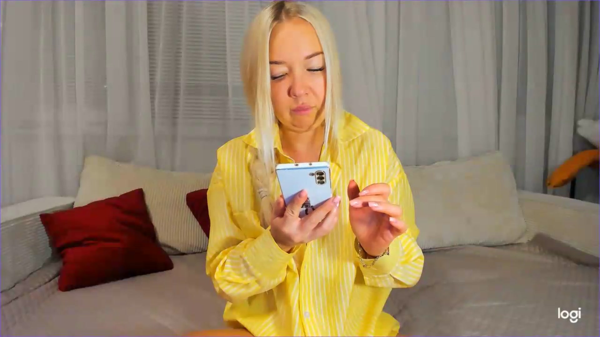 Gallery image thumbnail from FlamingoDream's myfreecams stream on, 08/18/2026, 21:30 image 2 of 20