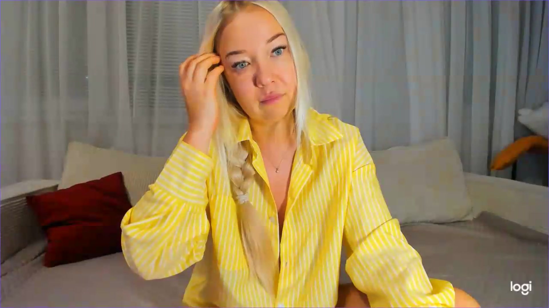 Gallery image thumbnail from FlamingoDream's myfreecams stream on, 08/18/2026, 23:11 image 5 of 20