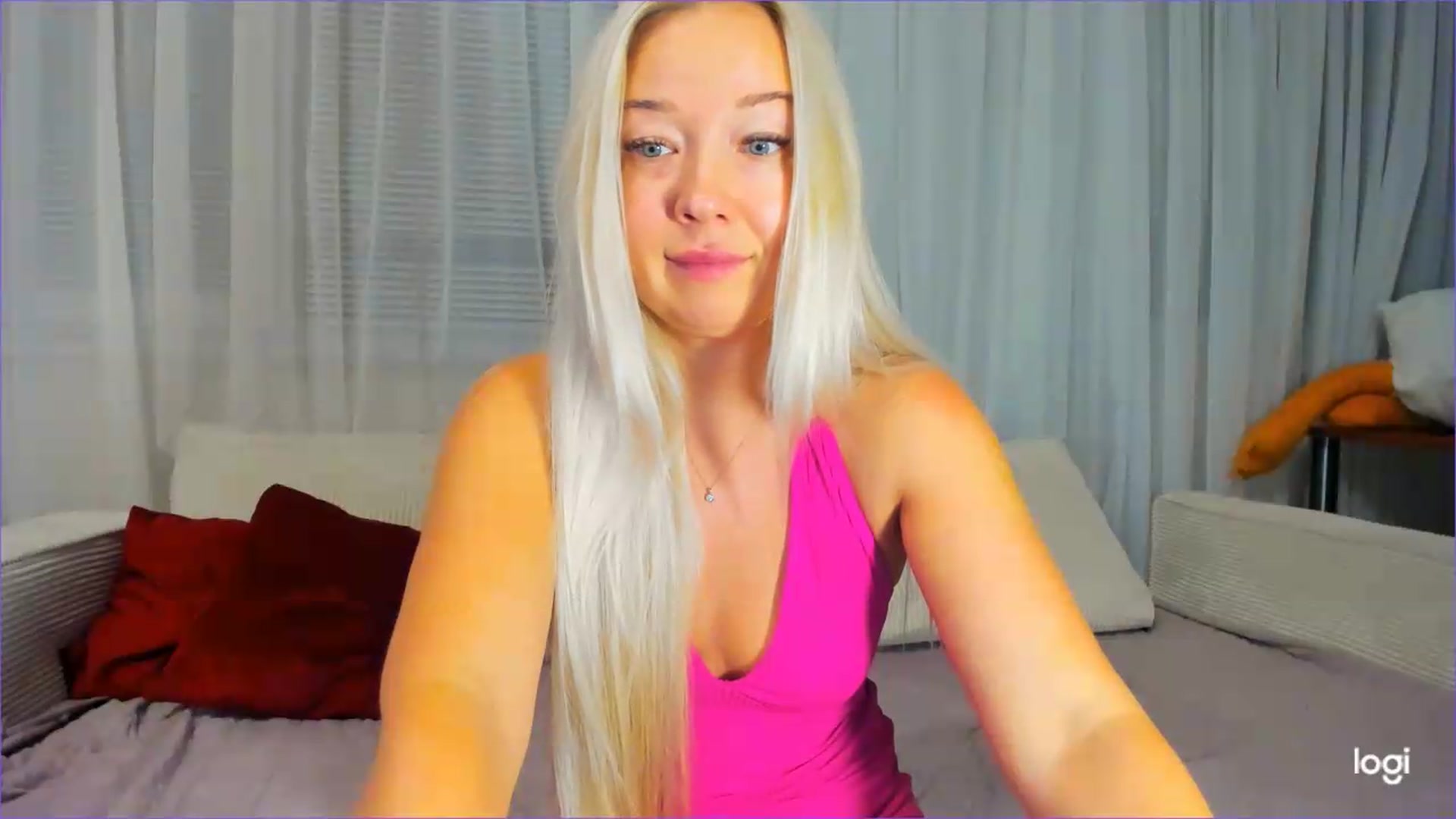 Gallery image thumbnail from FlamingoDream's myfreecams stream on, 08/25/2026, 24:02 image 10 of 20