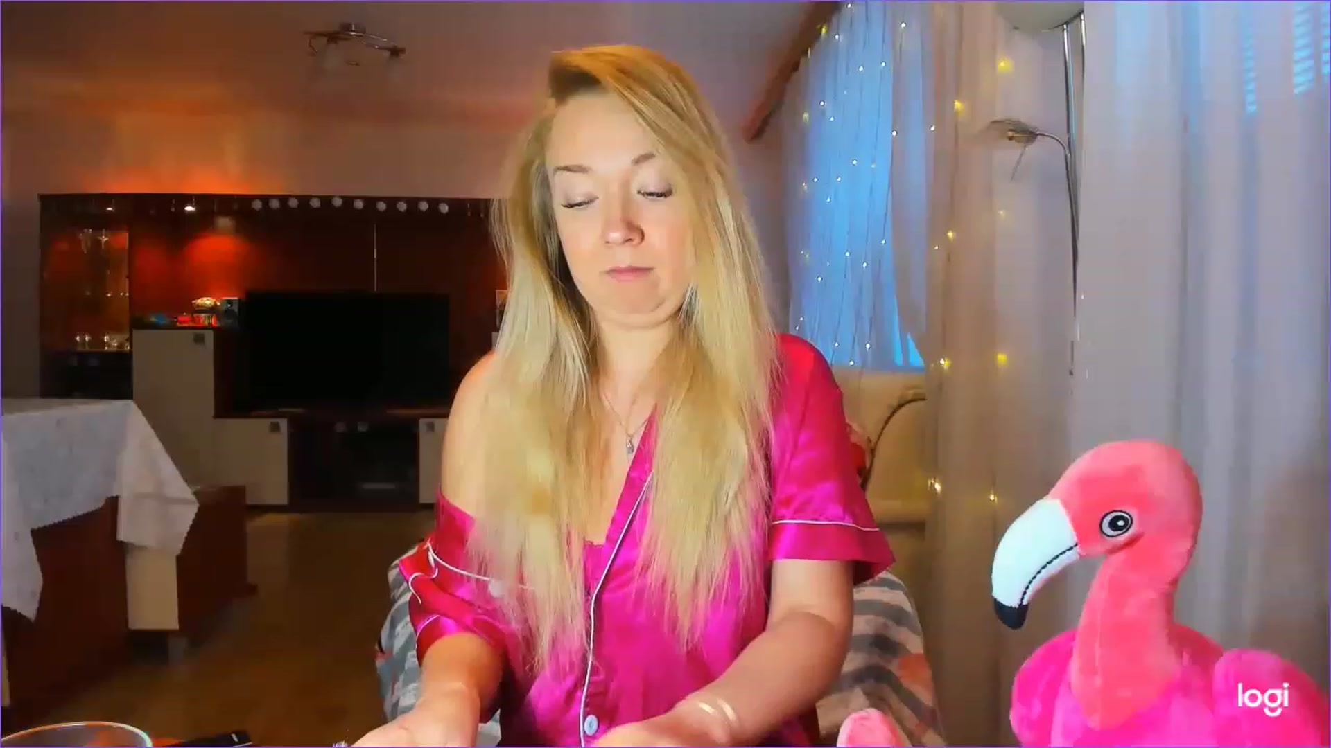 Gallery image thumbnail from FlamingoParty's myfreecams stream on, 01/28/2023, 09:35 image 15 of 20