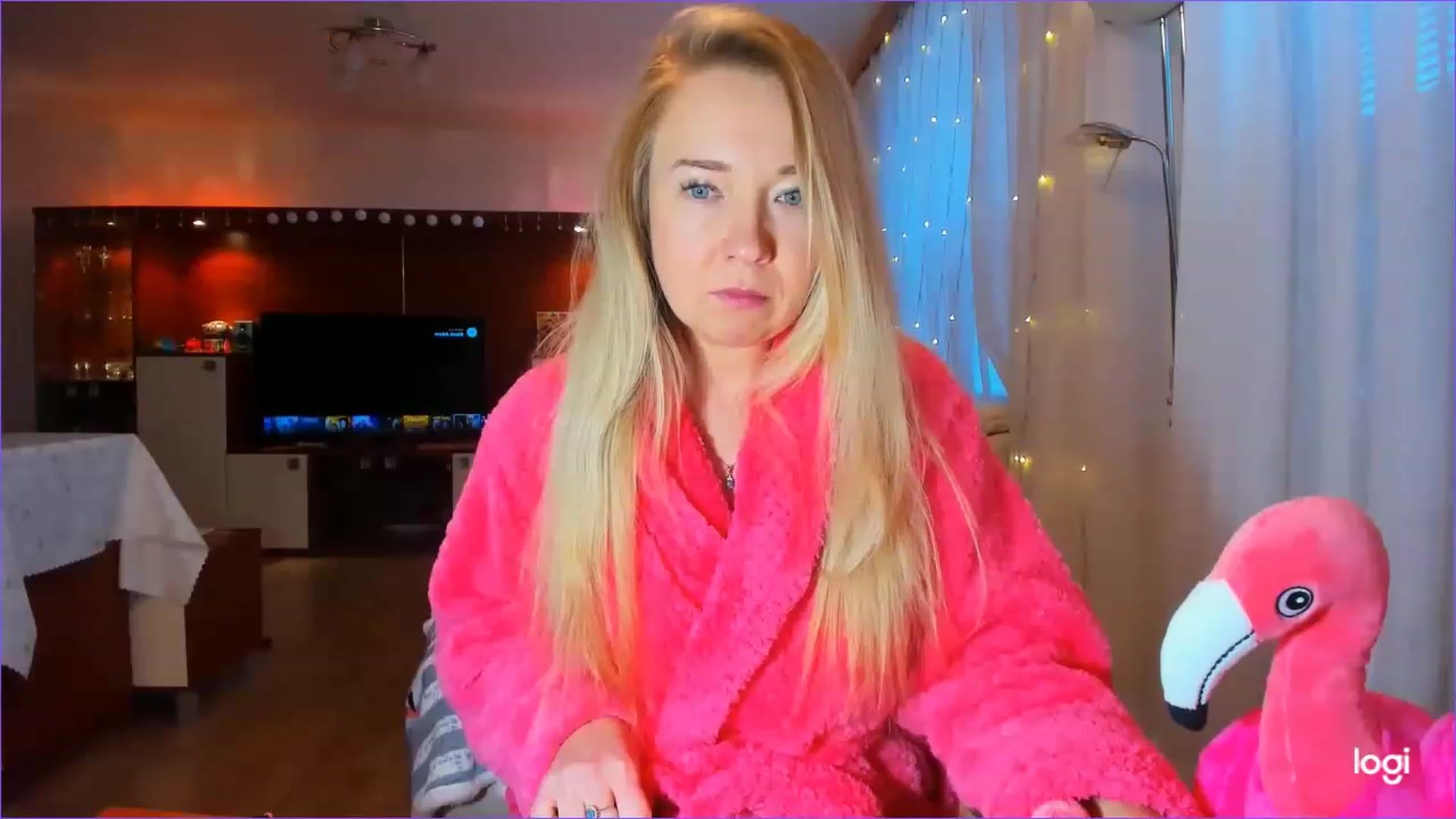 Gallery image thumbnail from FlamingoParty's myfreecams stream on, 01/28/2023, 11:00 image 10 of 20