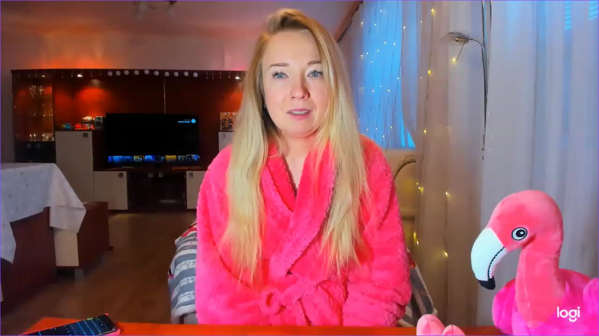 Gallery image thumbnail from FlamingoParty's myfreecams stream on, 01/28/2023, 11:00 image 14 of 20