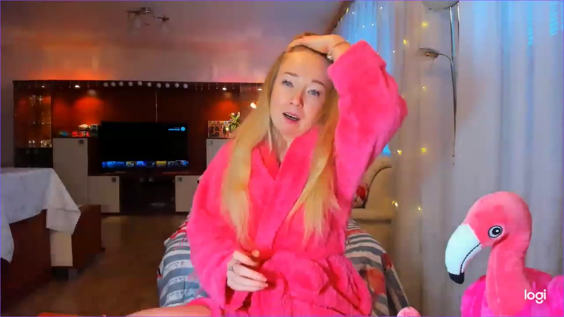 Gallery image thumbnail from FlamingoParty's myfreecams stream on, 01/28/2023, 11:00 image 8 of 20