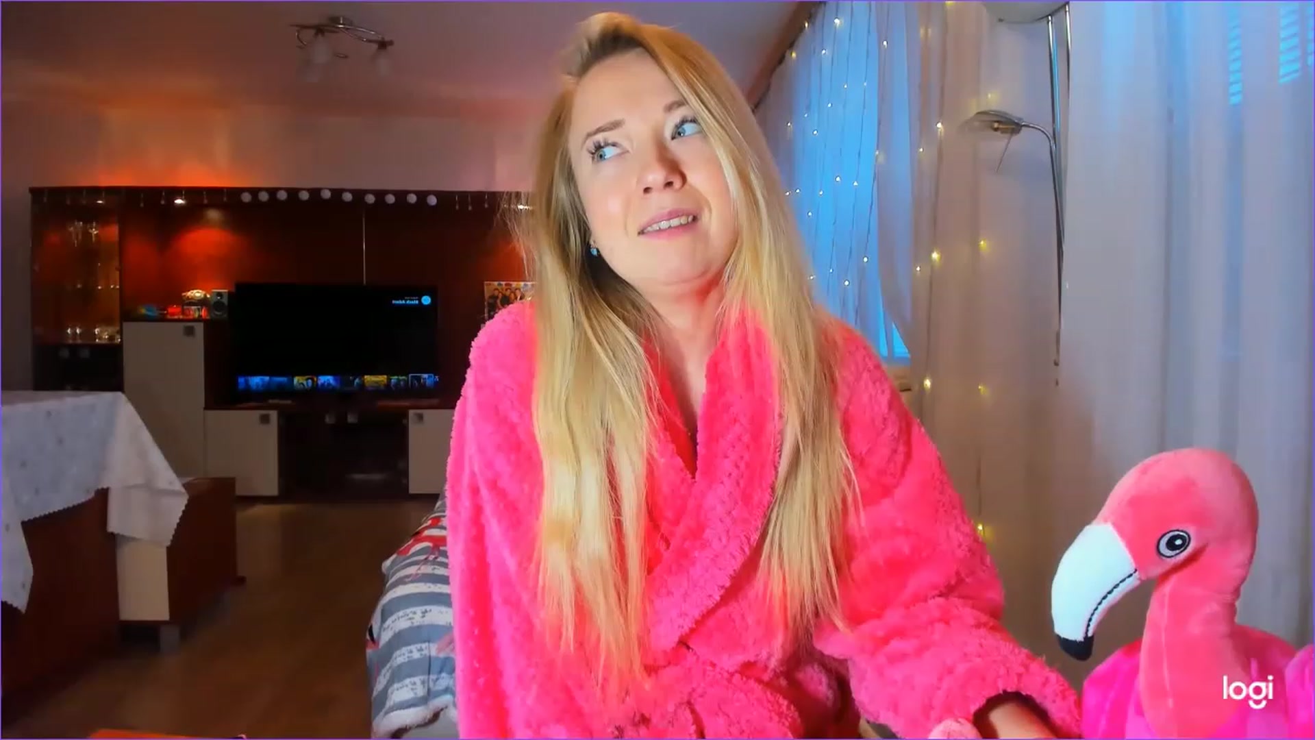 Gallery image thumbnail from FlamingoParty's myfreecams stream on, 01/28/2023, 11:00 image 9 of 20