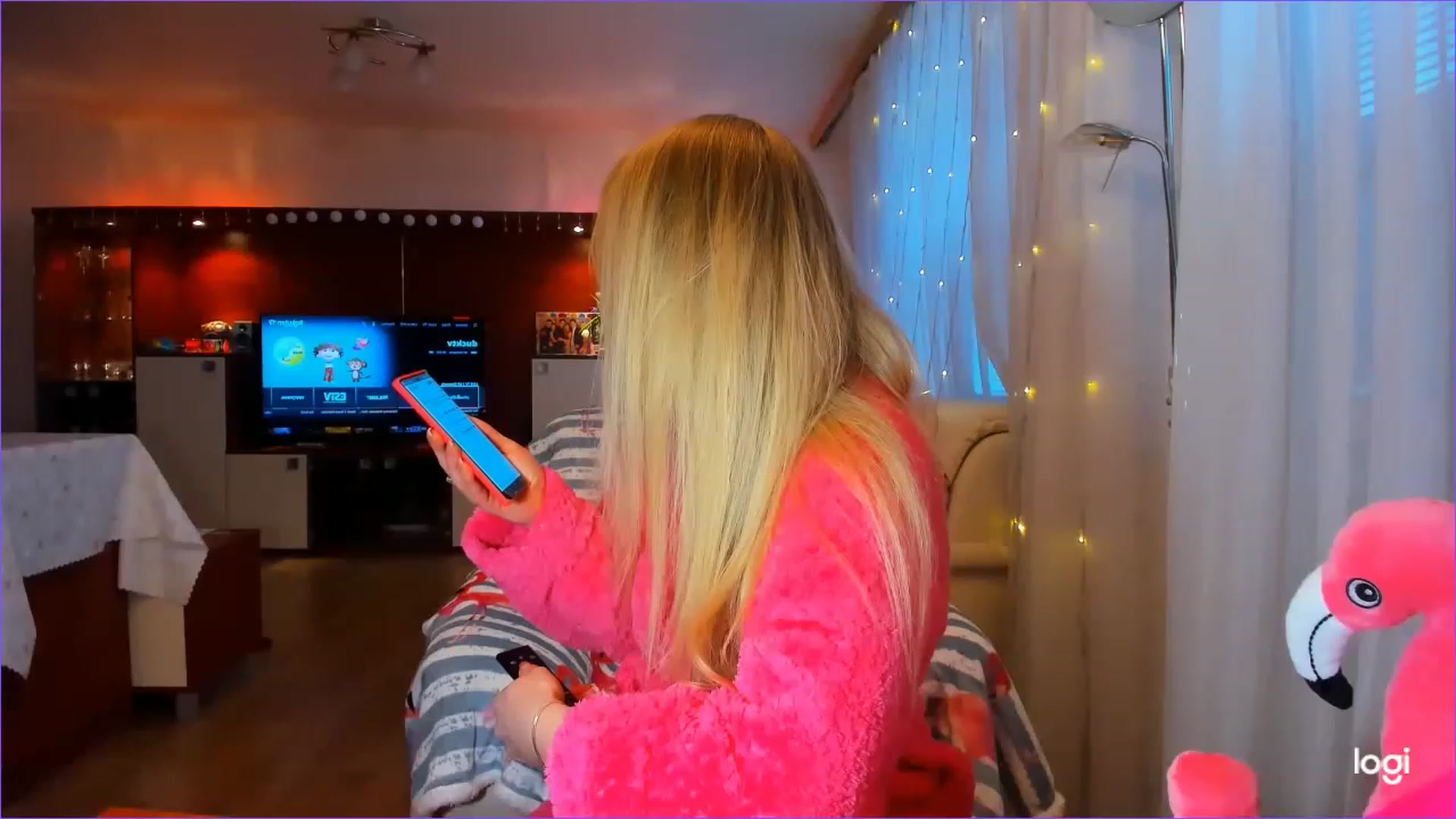 Gallery image thumbnail from FlamingoParty's myfreecams stream on, 01/28/2023, 11:00 image 2 of 20