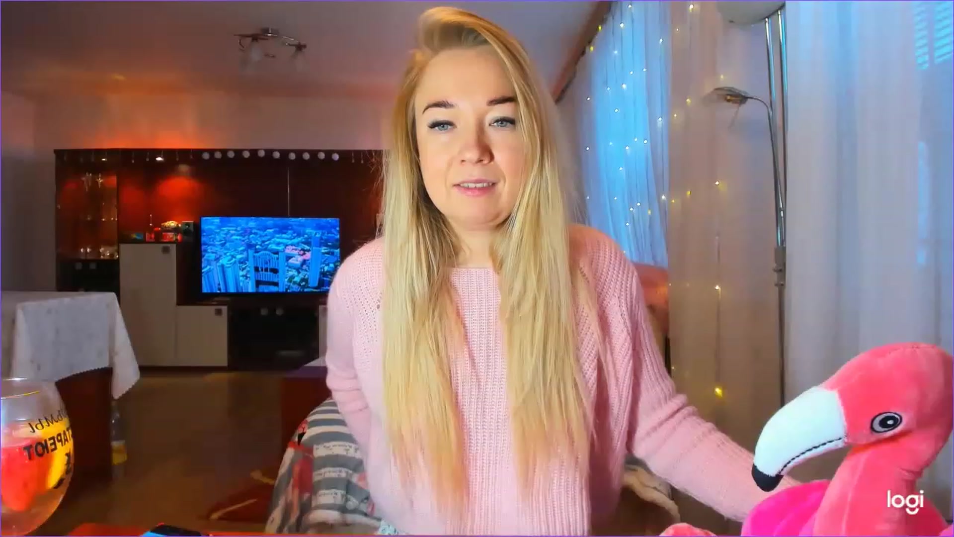 Gallery image thumbnail from FlamingoParty's myfreecams stream on, 02/01/2023, 09:56 image 12 of 20