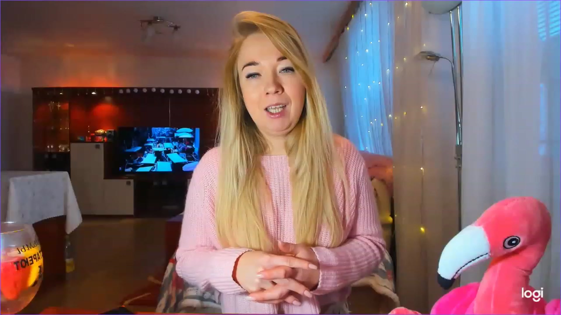 Gallery image thumbnail from FlamingoParty's myfreecams stream on, 02/01/2023, 09:56 image 10 of 20