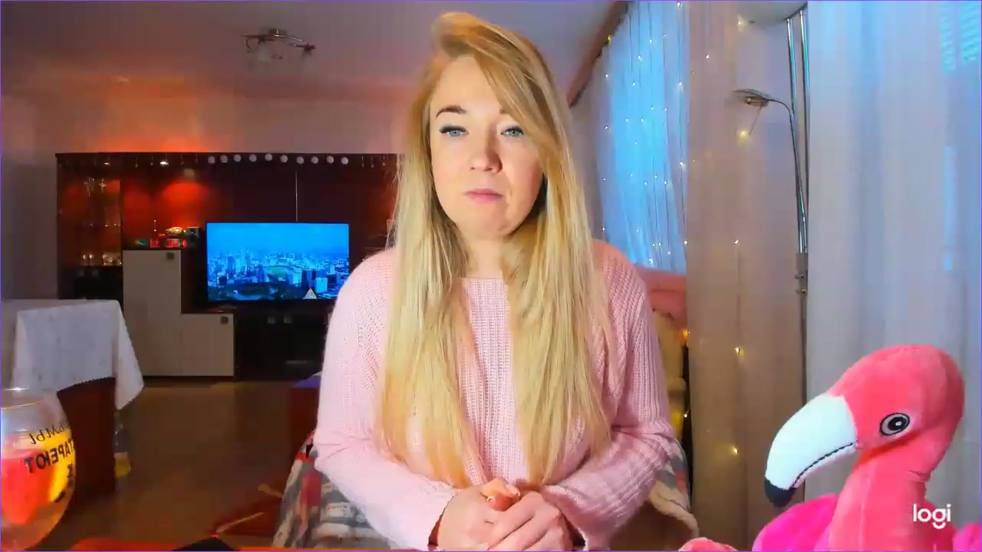 Gallery image thumbnail from FlamingoParty's myfreecams stream on, 02/01/2023, 09:56 image 11 of 20