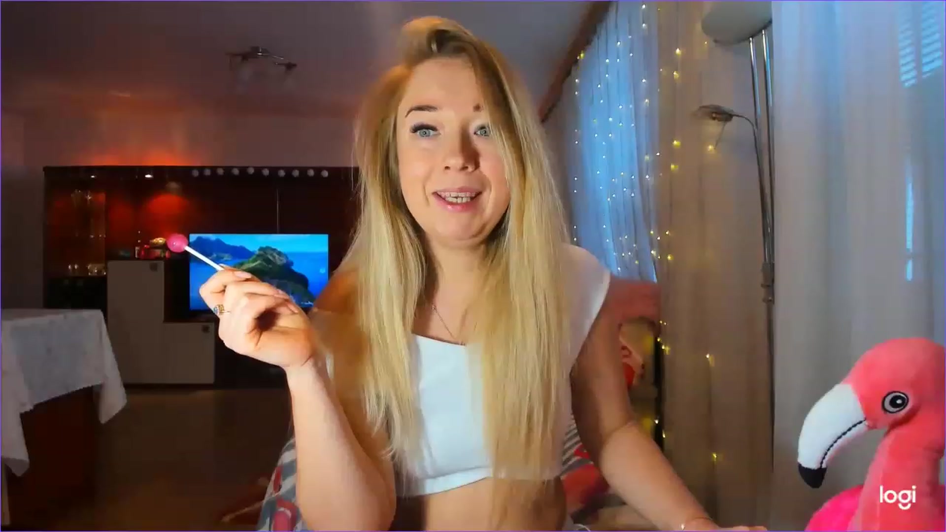 Gallery image thumbnail from FlamingoParty's myfreecams stream on, 02/02/2023, 09:04 image 12 of 20