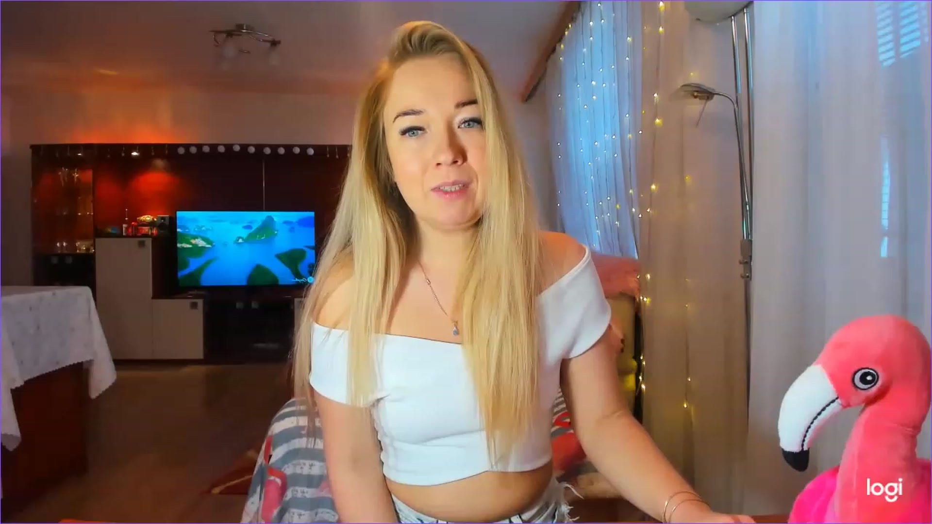 Gallery image thumbnail from FlamingoParty's myfreecams stream on, 02/02/2023, 10:19 image 6 of 20