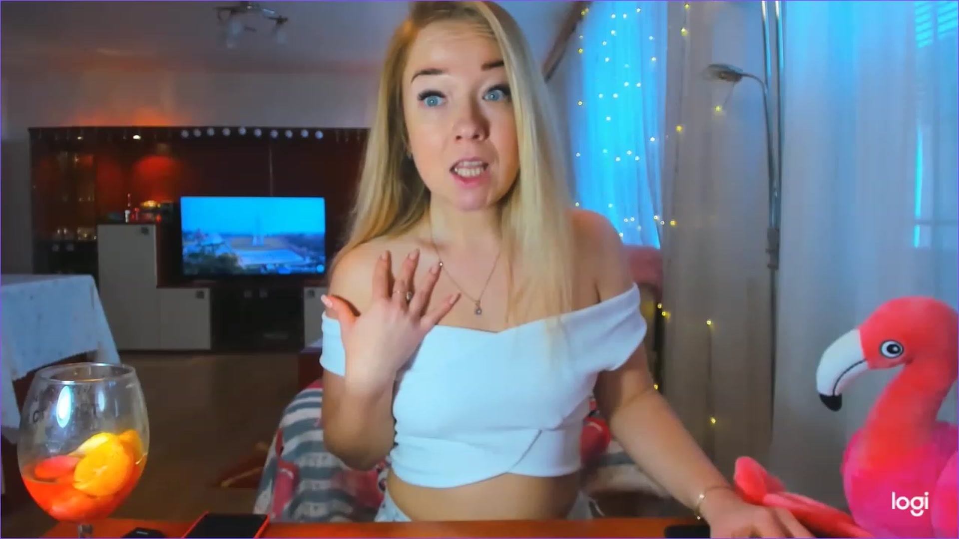 Gallery image thumbnail from FlamingoParty's myfreecams stream on, 02/02/2023, 11:36 image 14 of 20