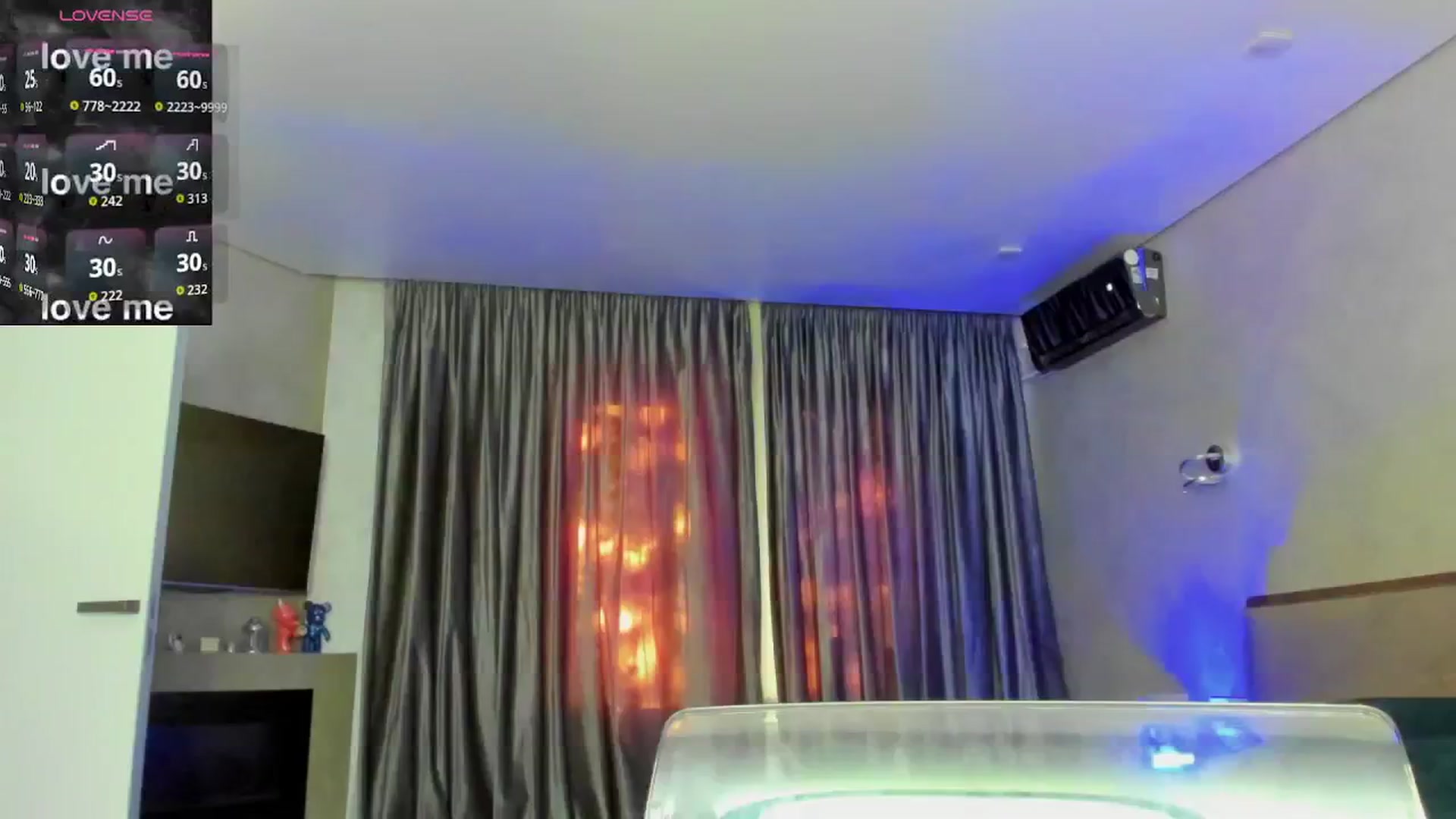 Gallery image thumbnail from FlawlessK's myfreecams stream on, 09/11/2025, 15:57 image 4 of 20