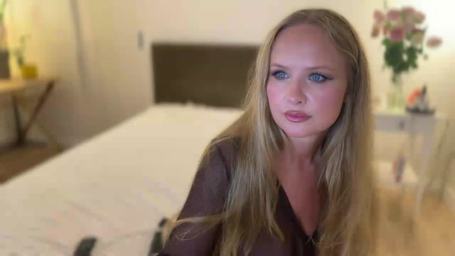 Gallery image thumbnail from FleurDeLys's myfreecams stream on, 07/13/2026, 01:58 image 18 of 20