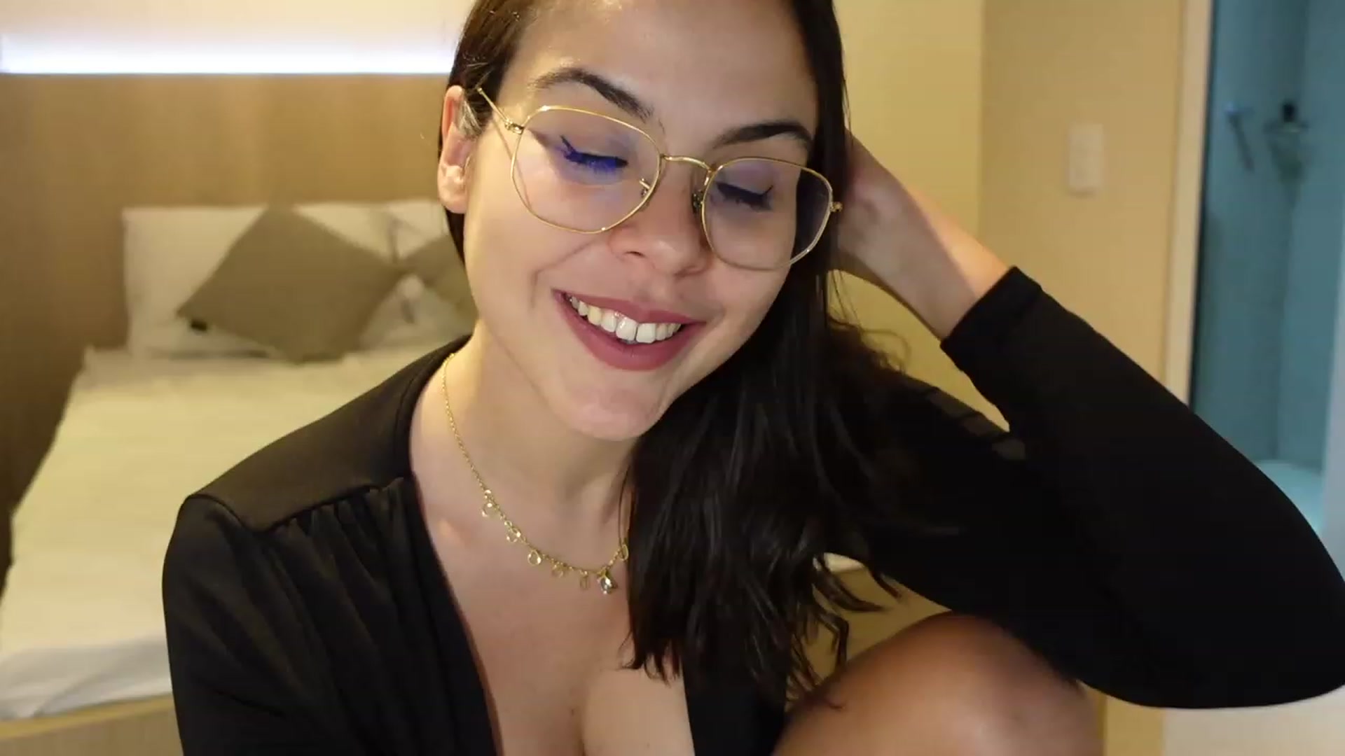 Gallery image thumbnail from FlexibleGirl_'s myfreecams stream on, 06/24/2023, 04:00 image 1 of 20