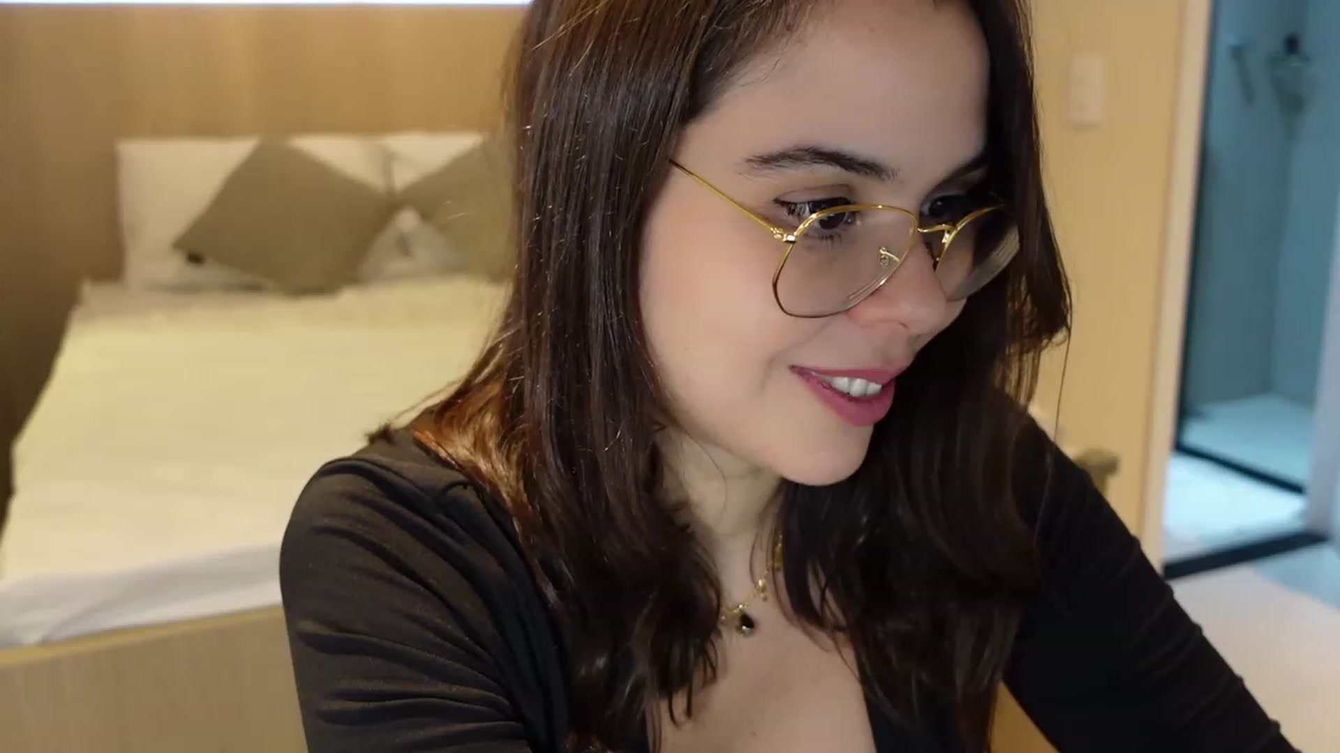 Gallery image thumbnail from FlexibleGirl_'s myfreecams stream on, 06/24/2023, 04:00 image 3 of 20