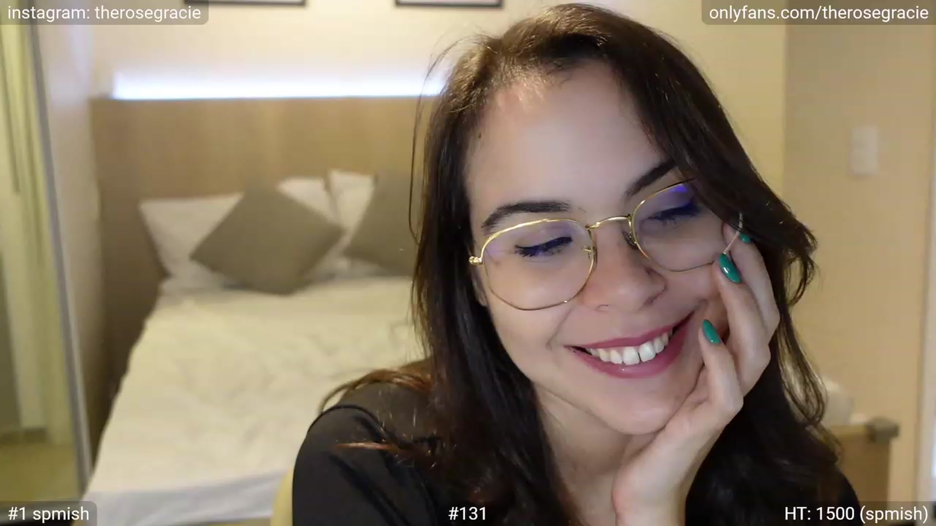Gallery image thumbnail from FlexibleGirl_'s myfreecams stream on, 06/24/2023, 07:40 image 9 of 20
