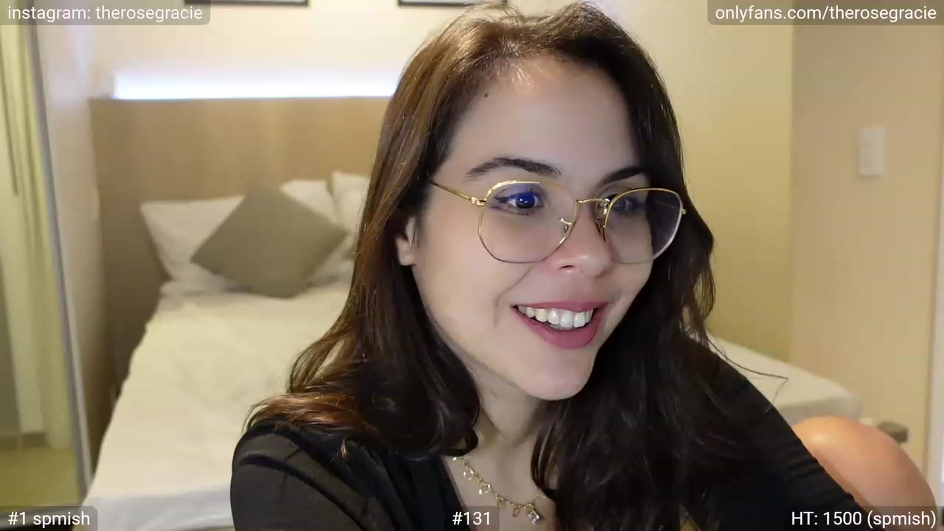 Gallery image thumbnail from FlexibleGirl_'s myfreecams stream on, 06/24/2023, 07:40 image 6 of 20